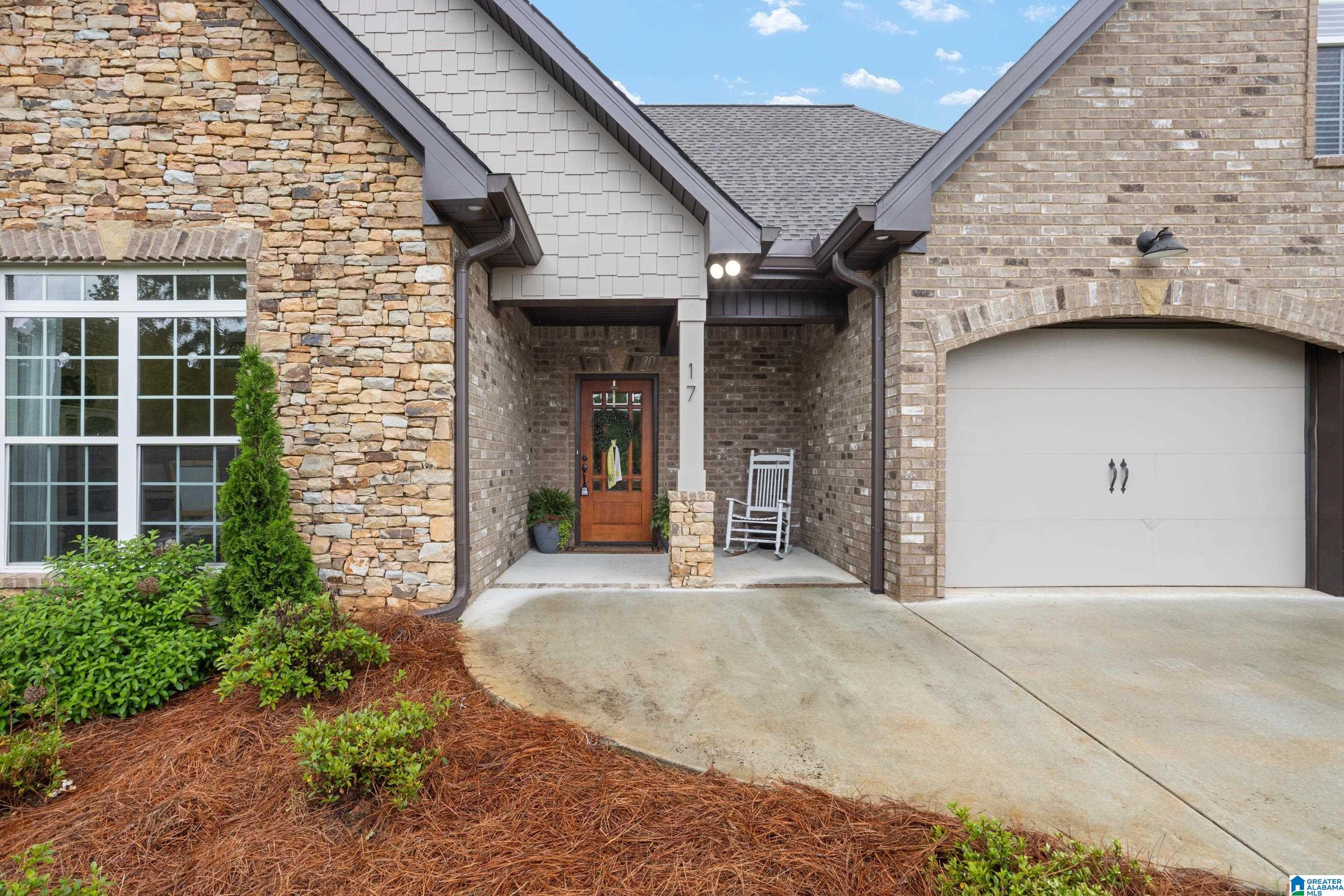 2nd image of 17 Ashbury Dr, Warrior, AL 35180 | MLS# 21460164