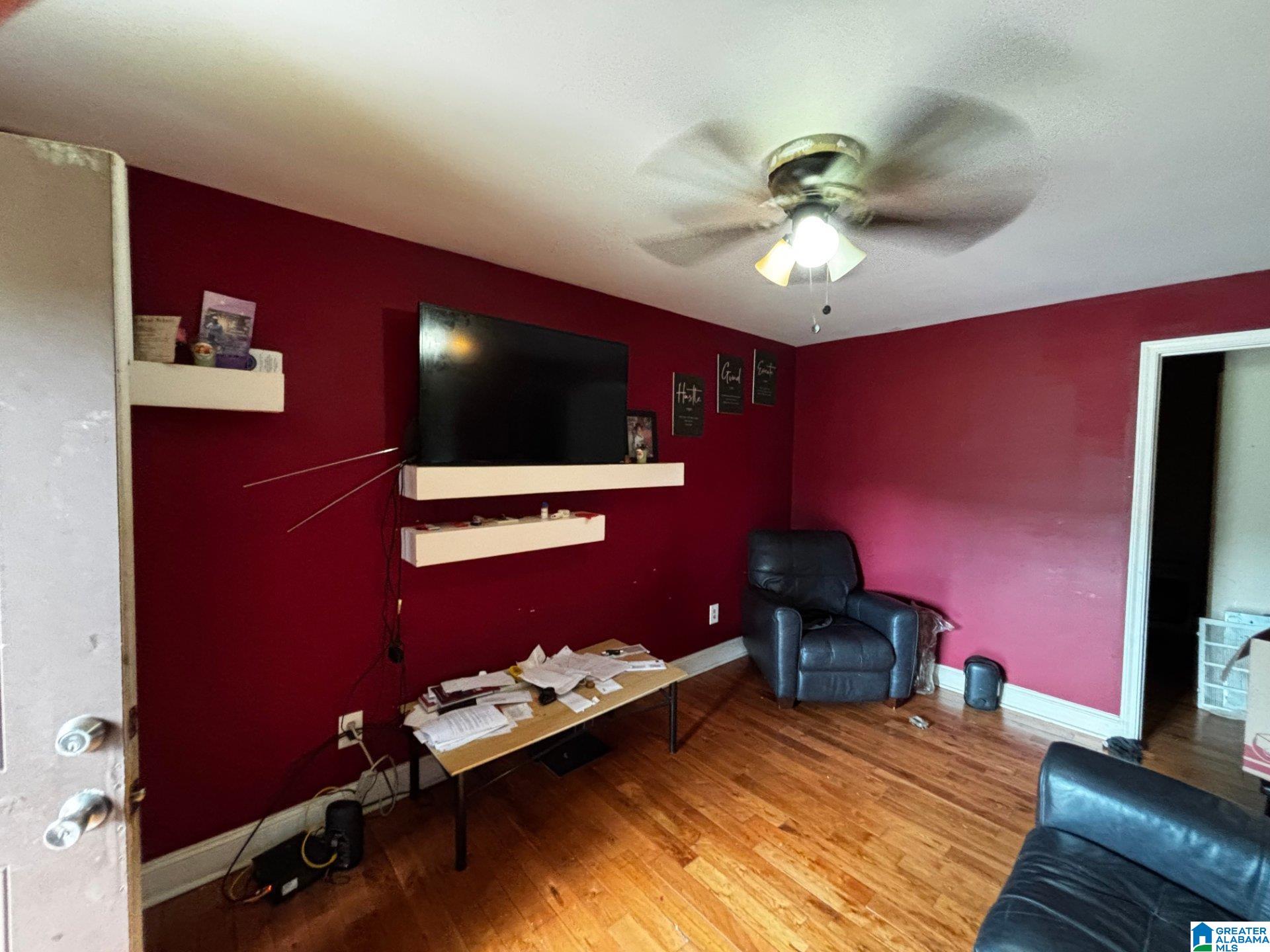 Photo 2 of Single family home for sale at 5466 Sw Jefferson Ave, Birmingham, AL 35221 | MLS# 21460183 | Listing updated on 2026-07-29