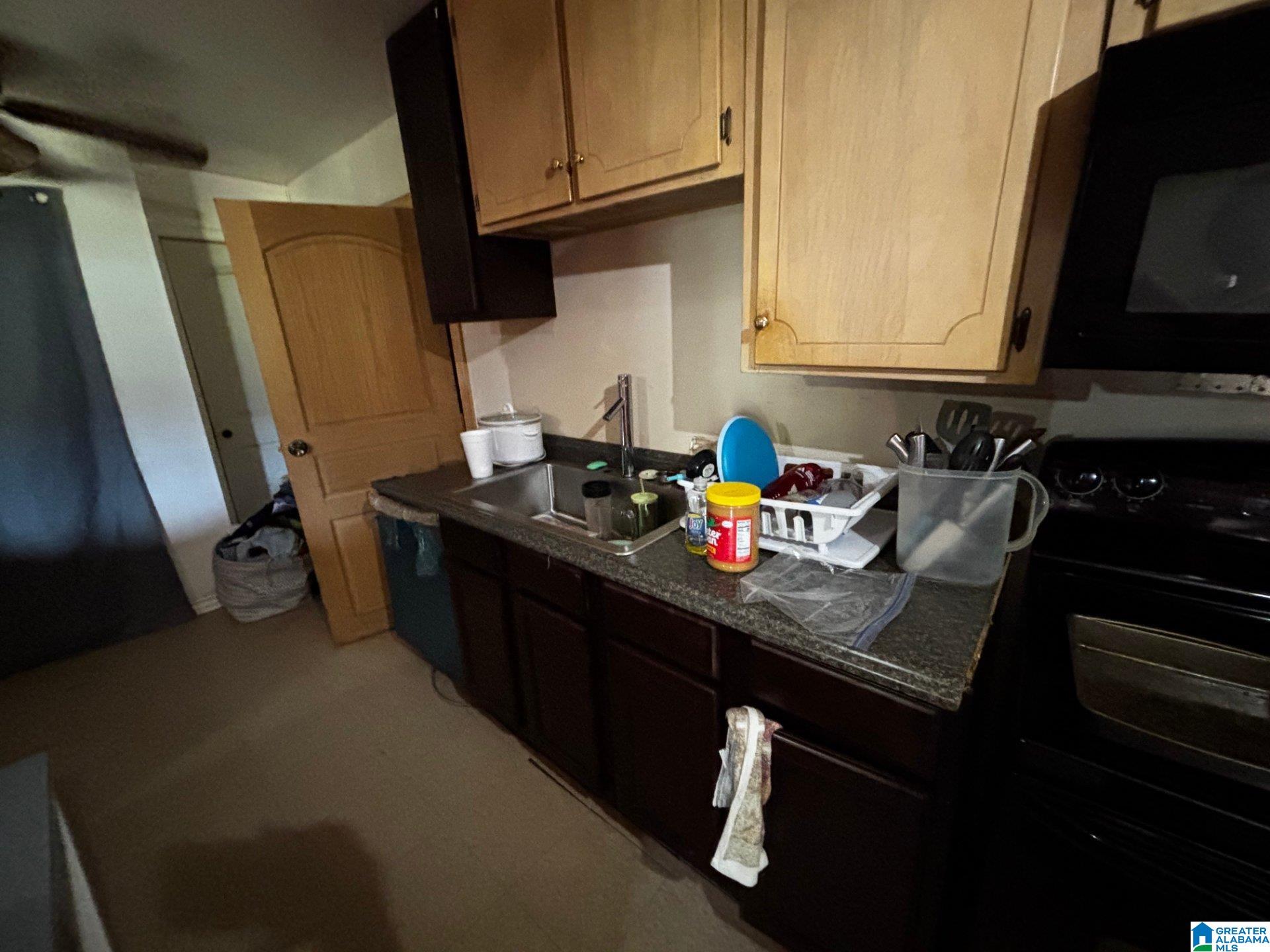 Photo 4 of Single family home for sale at 5466 SW Jefferson Ave, Birmingham, AL 35221 | MLS# 21460183 | Listing updated on 2026-07-29