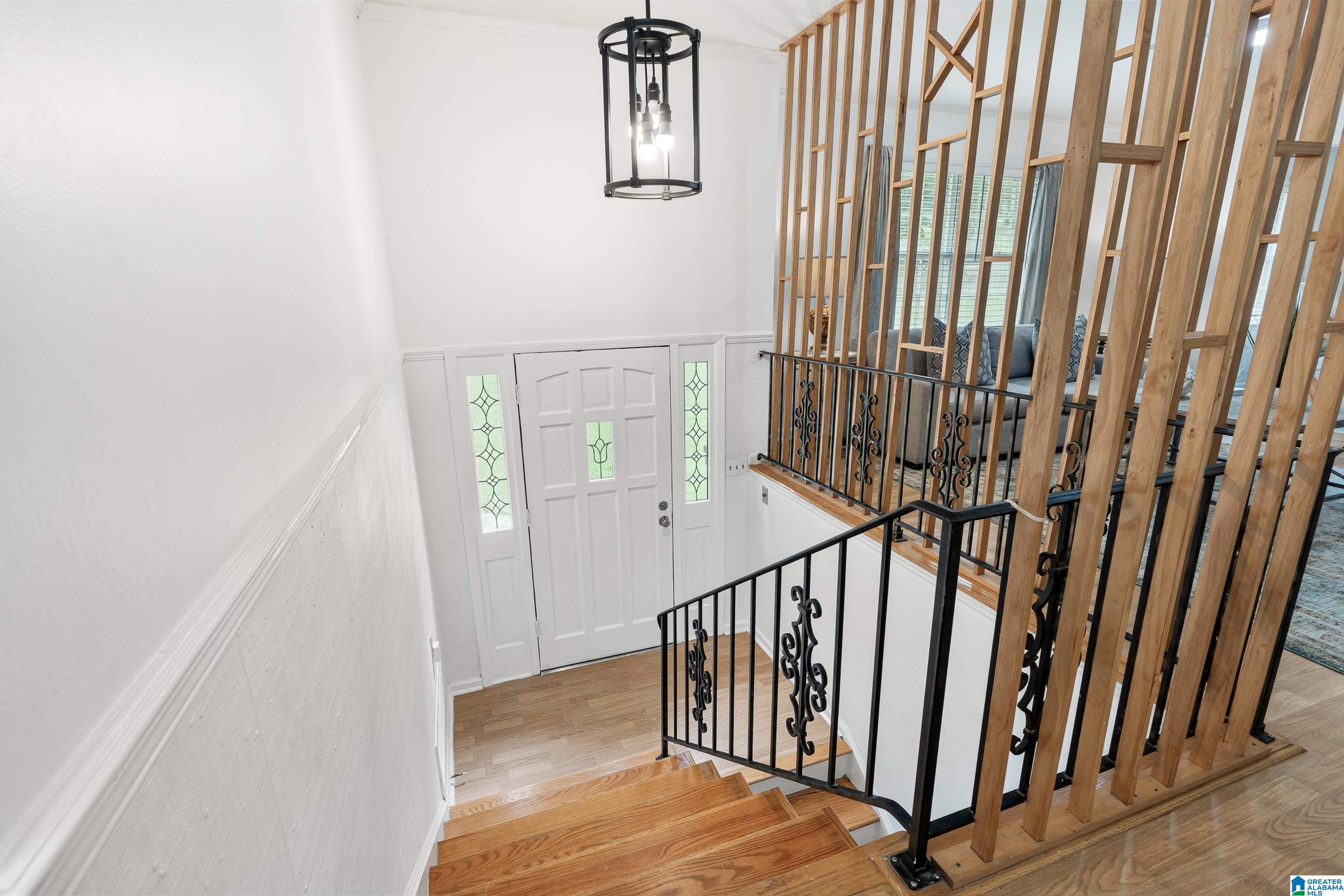 Photo 3 of Single family home for sale at 2601 Fargo Dr, Hoover, AL 35226 | MLS# 21460203 | Listing updated on 2026-09-13