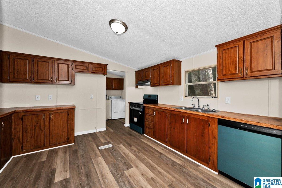 Photo 4 of Single family home for sale at 575 Milligan Rd, Falkville, AL 35622 | MLS# 21460210 | Listing updated on 2026-09-02