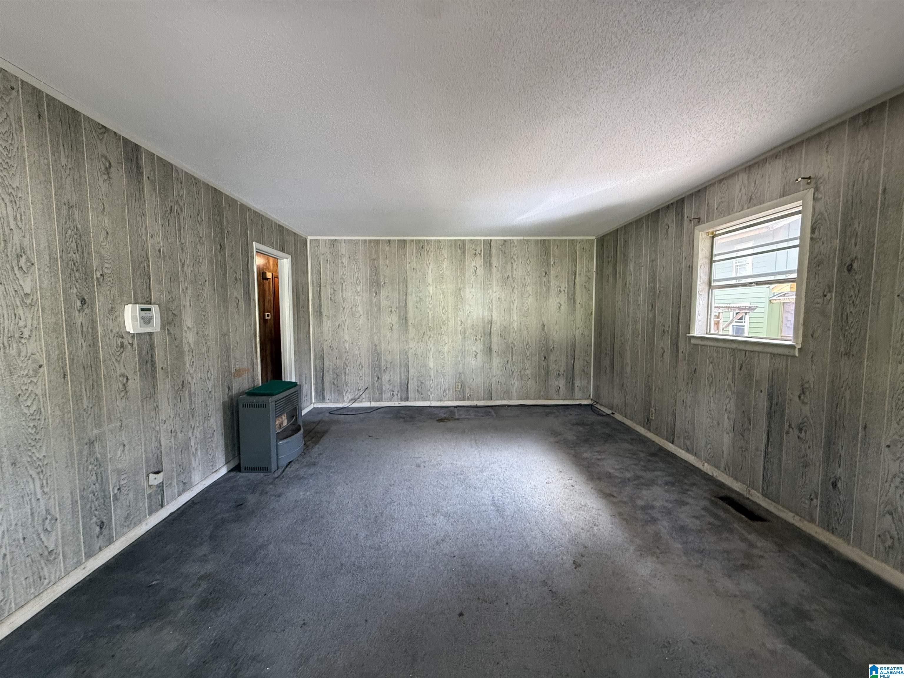 Photo 2 of Single family home for sale at 129 16th Street S, Birmingham, AL 35210 | MLS# 21460218 | Listing updated on 2026-08-28