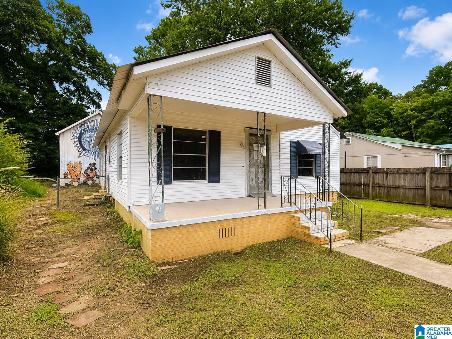 1st image of 1905 Indiana Avenue, Jasper, AL 35501 | MLS# 21460230