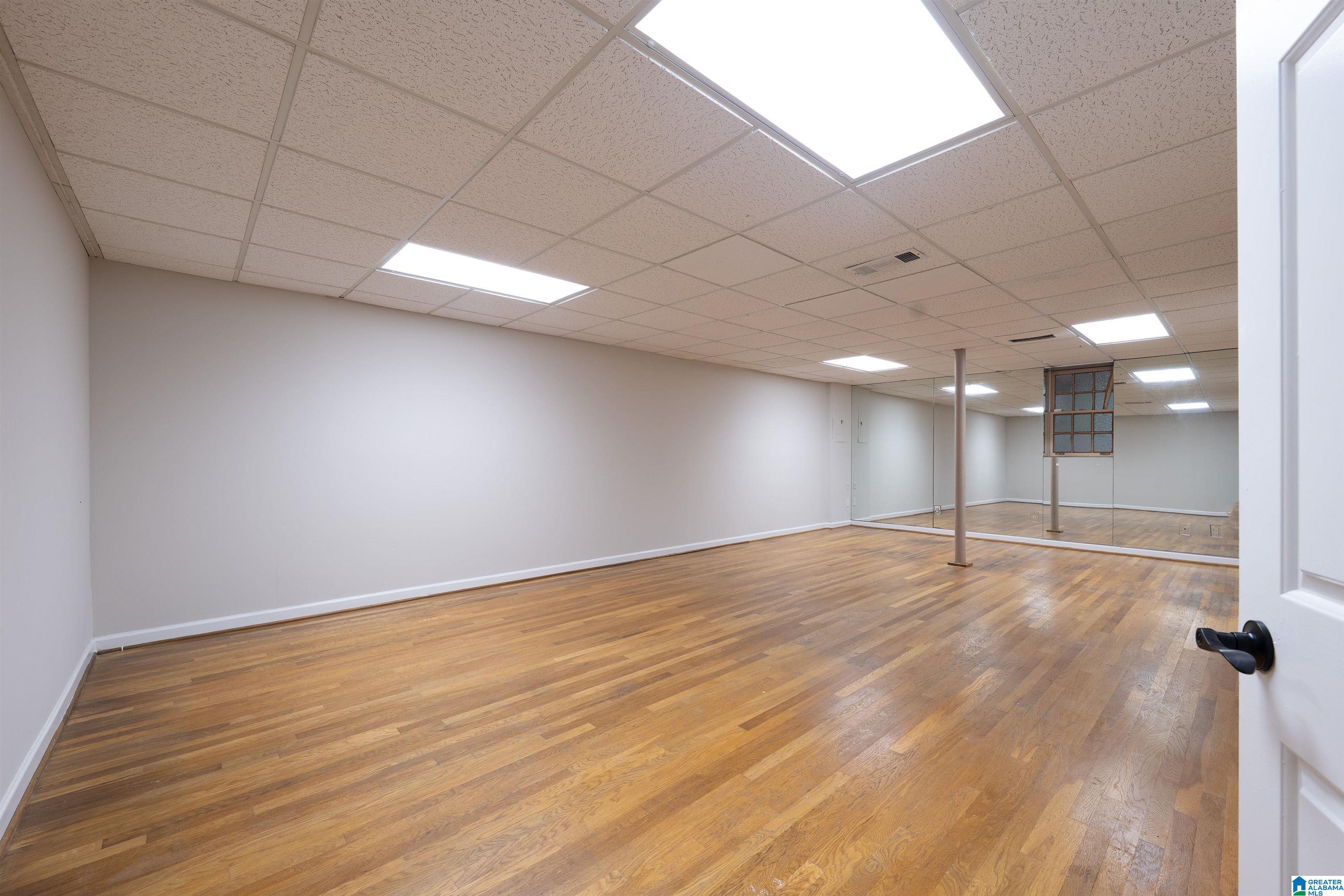 4th image of 2562 Foothills Dr, Hoover, AL 35226 | MLS# 21460243
