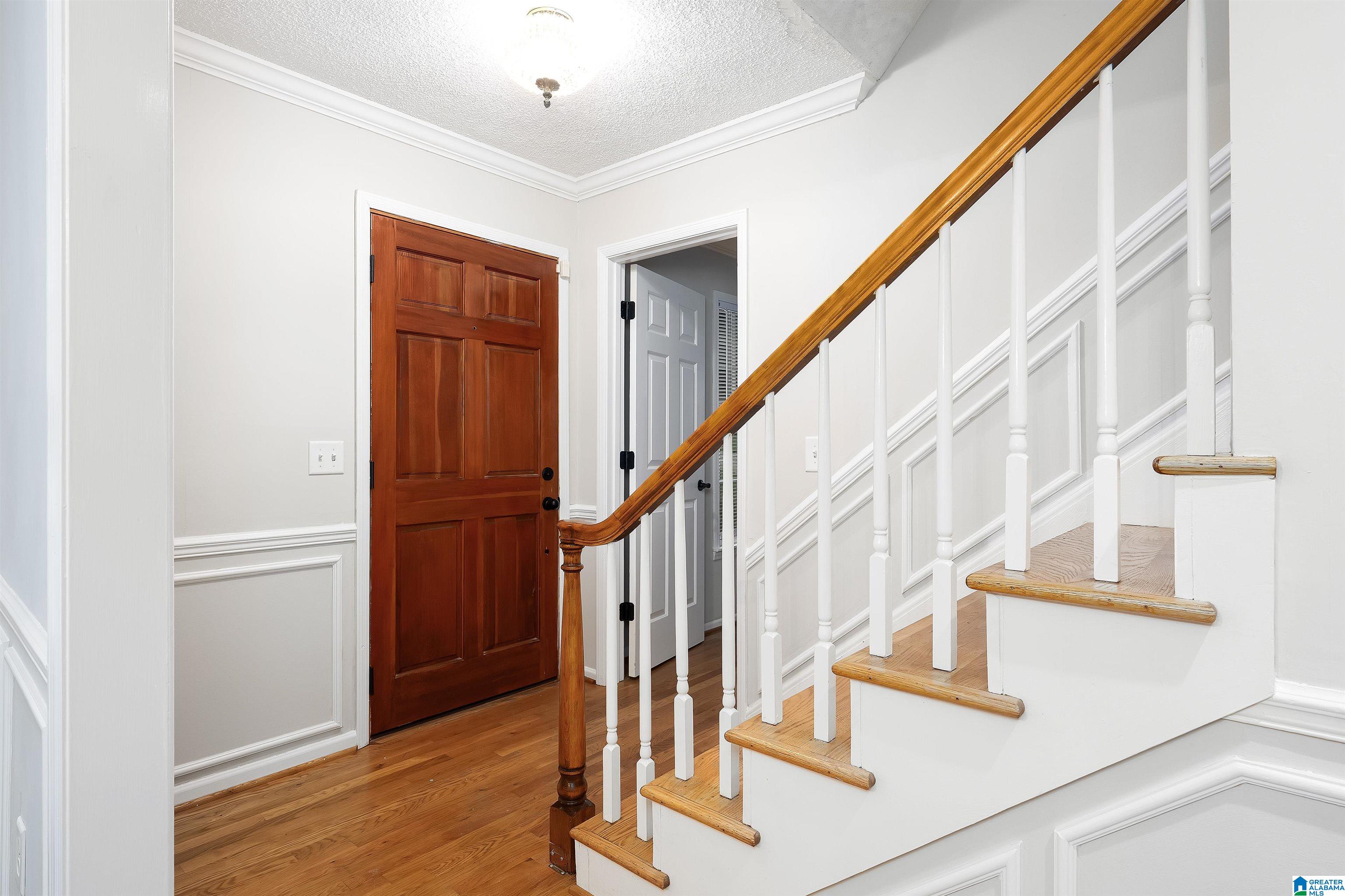 5th image of 2562 Foothills Dr, Hoover, AL 35226 | MLS# 21460243