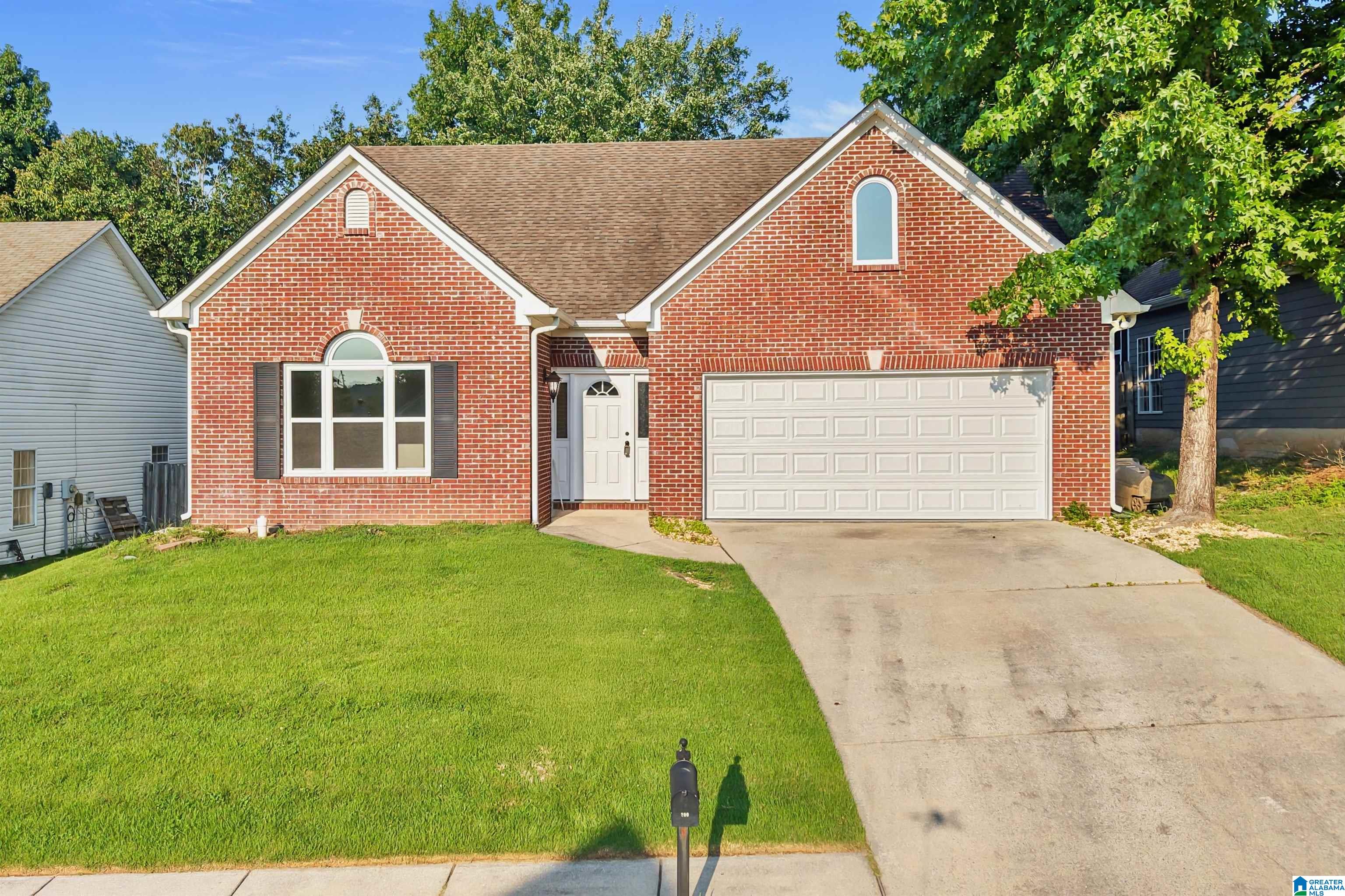 3rd image of 200 Tocoa Circle, Helena, AL 35080 | MLS# 21460275