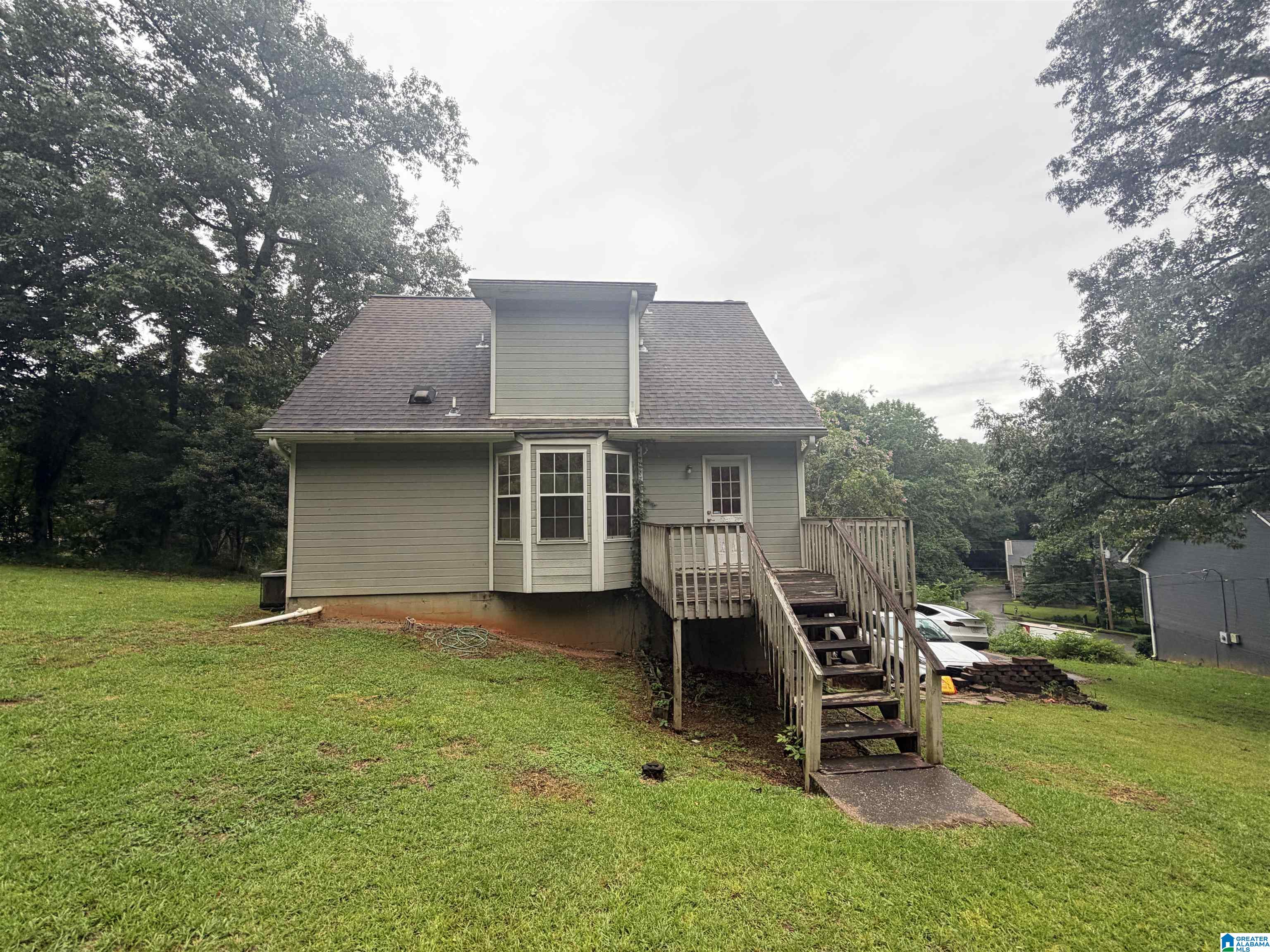 5th image of 5517 Pearl Dr, Bessemer, AL 35022 | MLS# 21460288