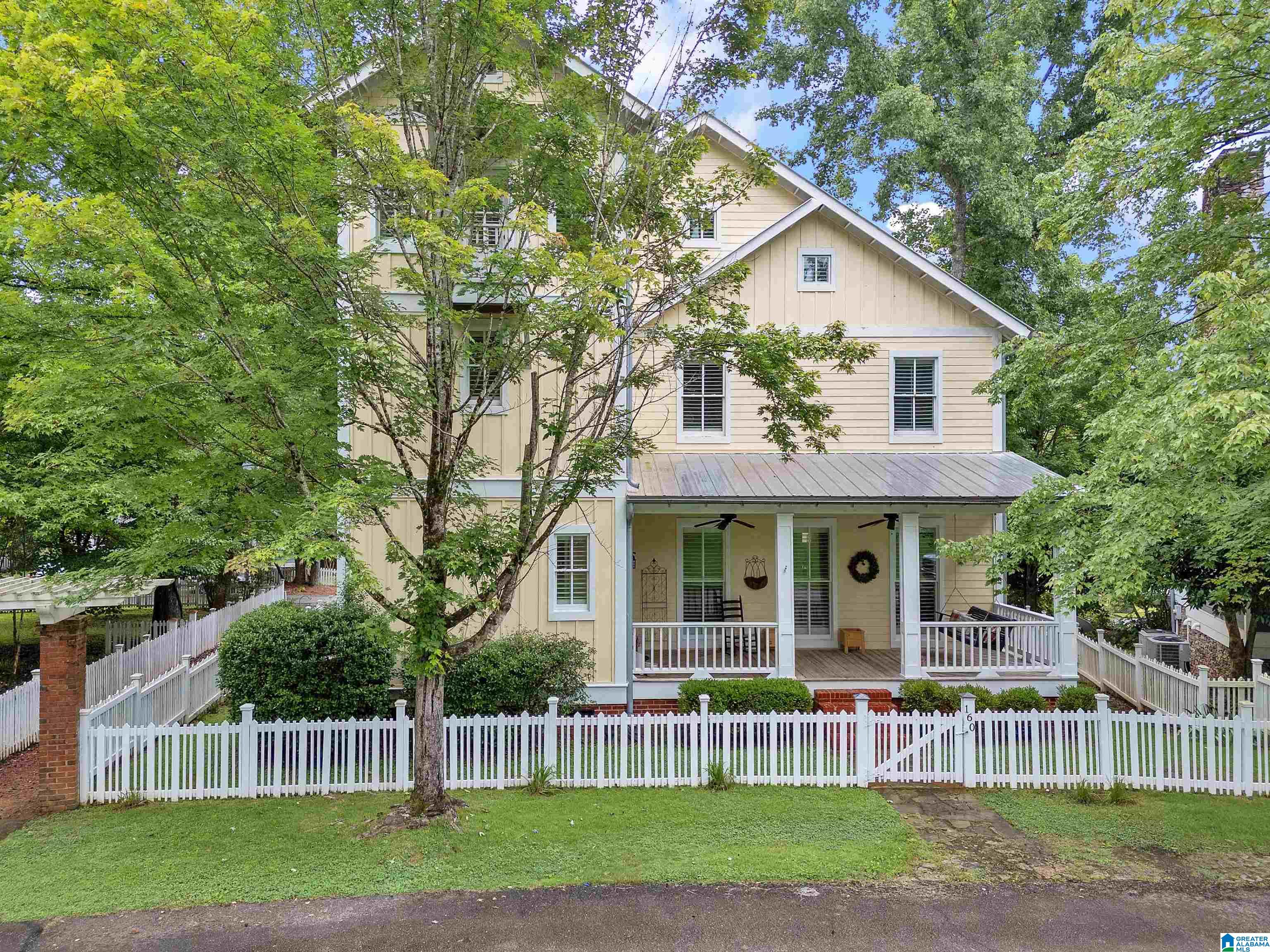 1st image of 160 Drennen Park Circle, Hayden, AL 35079 | MLS# 21460291