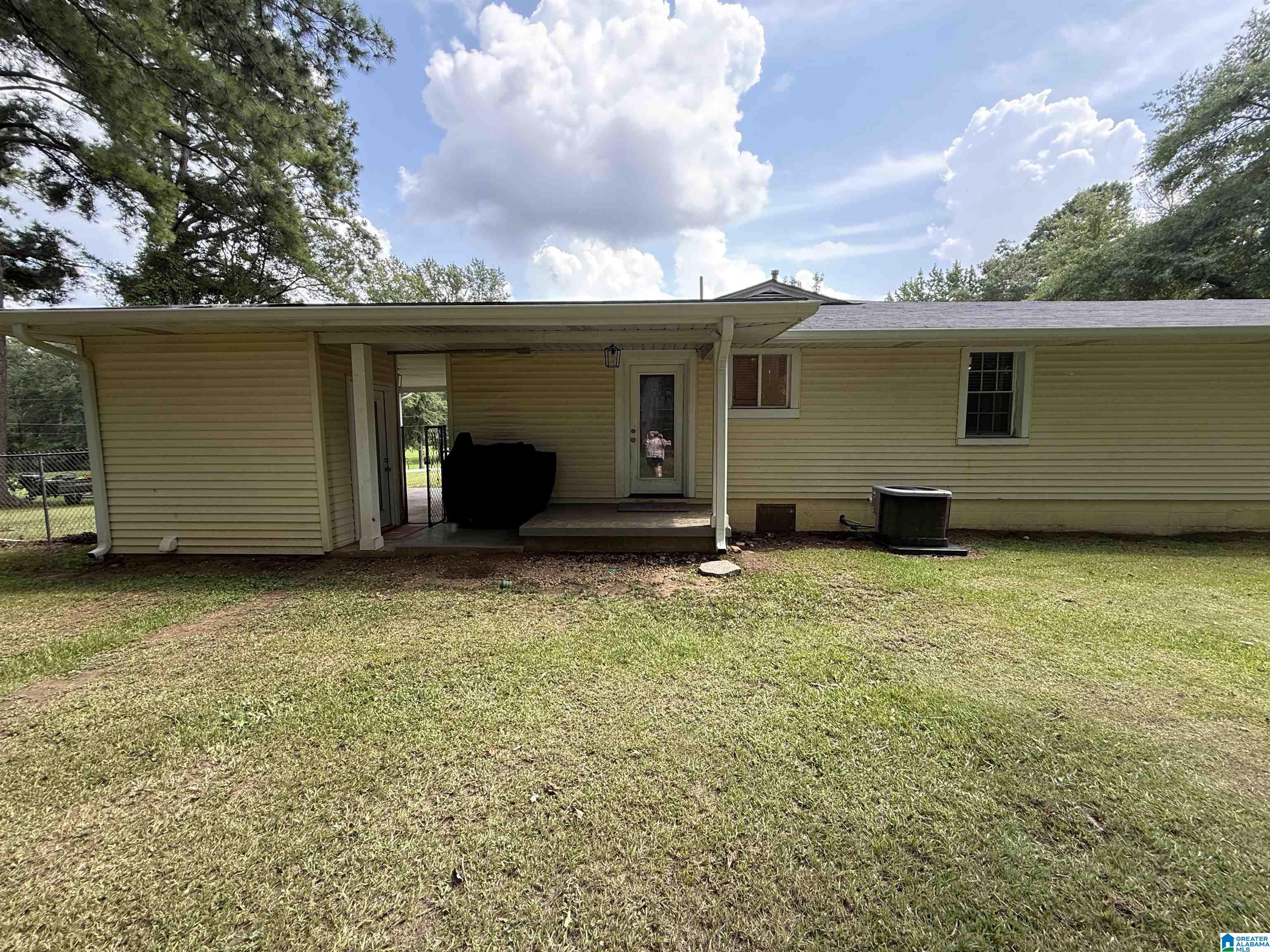 2nd image of 214 N 1st Avenue, Centreville, AL 35042 | MLS# 21460301
