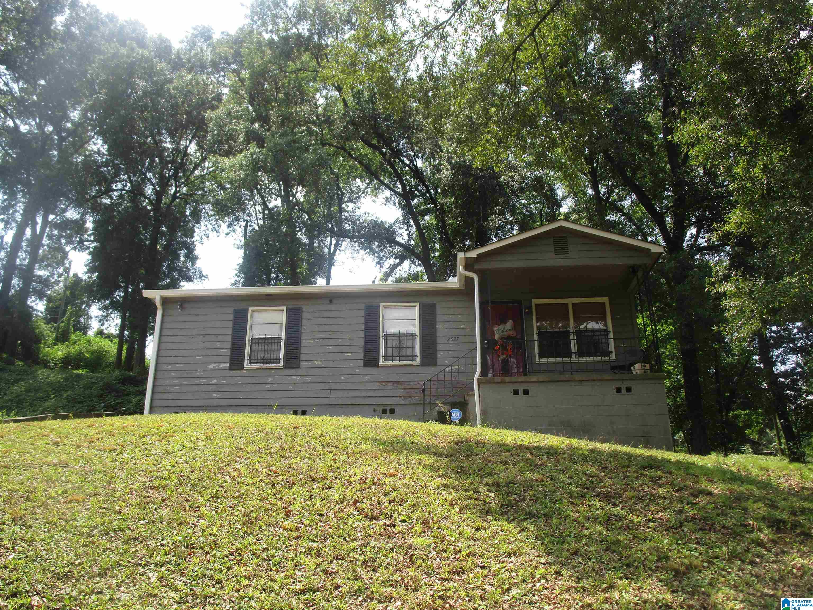 Photo 1 of Sale Pending at 2527 21st St Ensley, Birmingham, AL 35208 | MLS# 21460302 | Listing updated on 2026-07-30