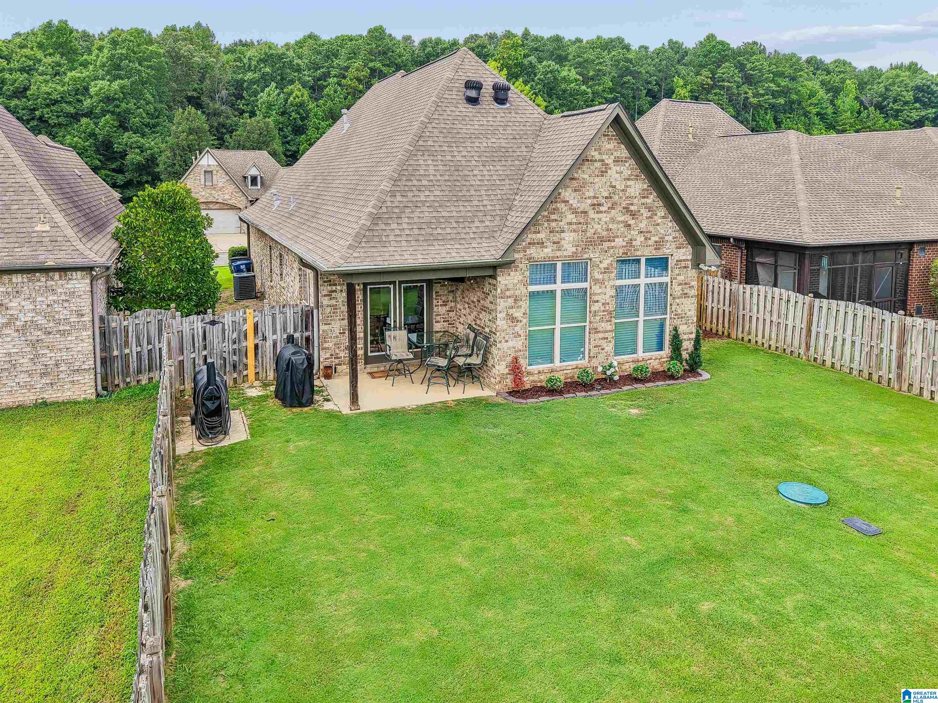 2nd image of 1205 Overlook Dr, Trussville, AL 35173 | MLS# 21460307