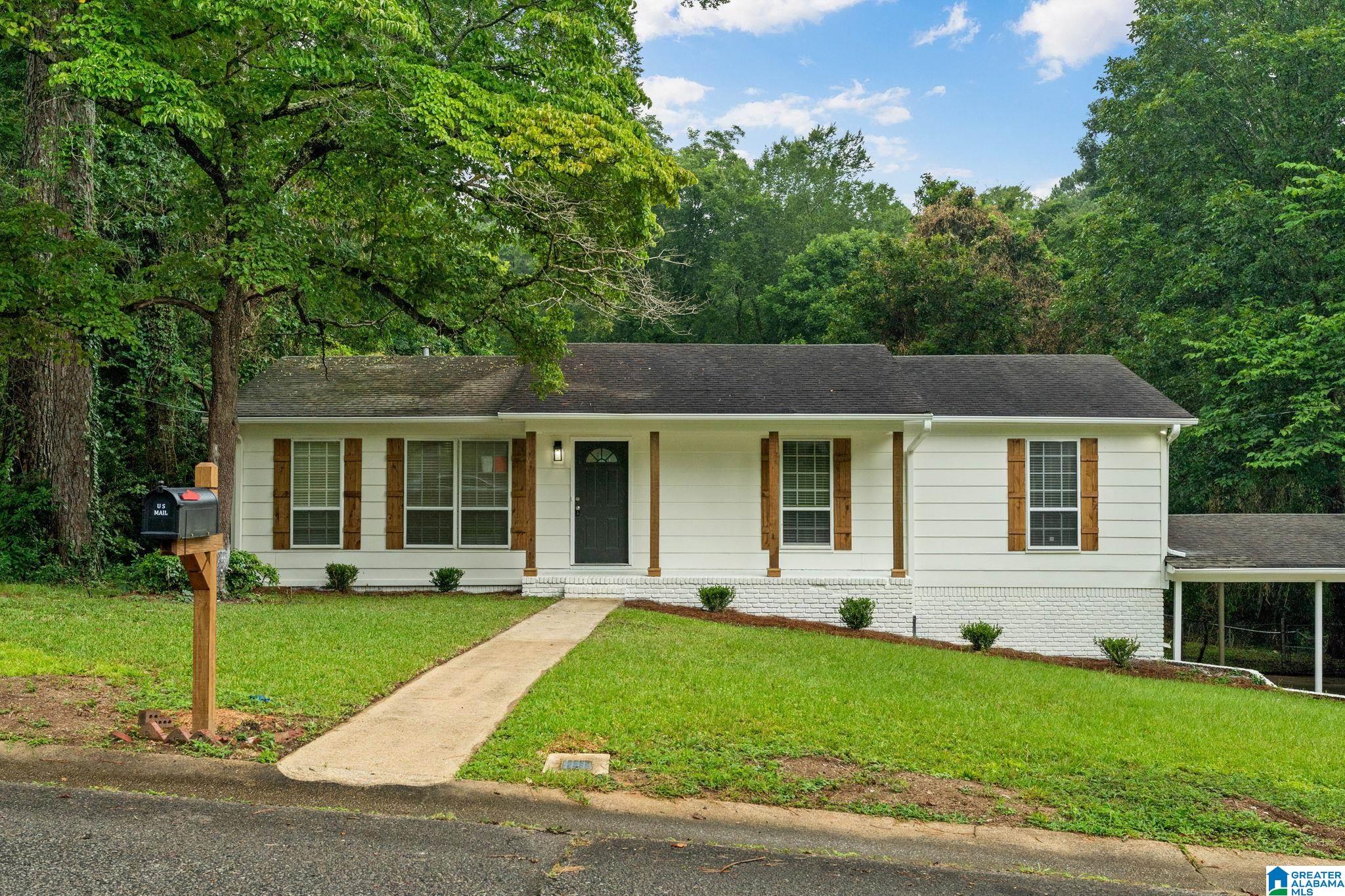 1st image of 1327 Ridgewood Dr, Moody, AL 35004 | MLS# 21460317