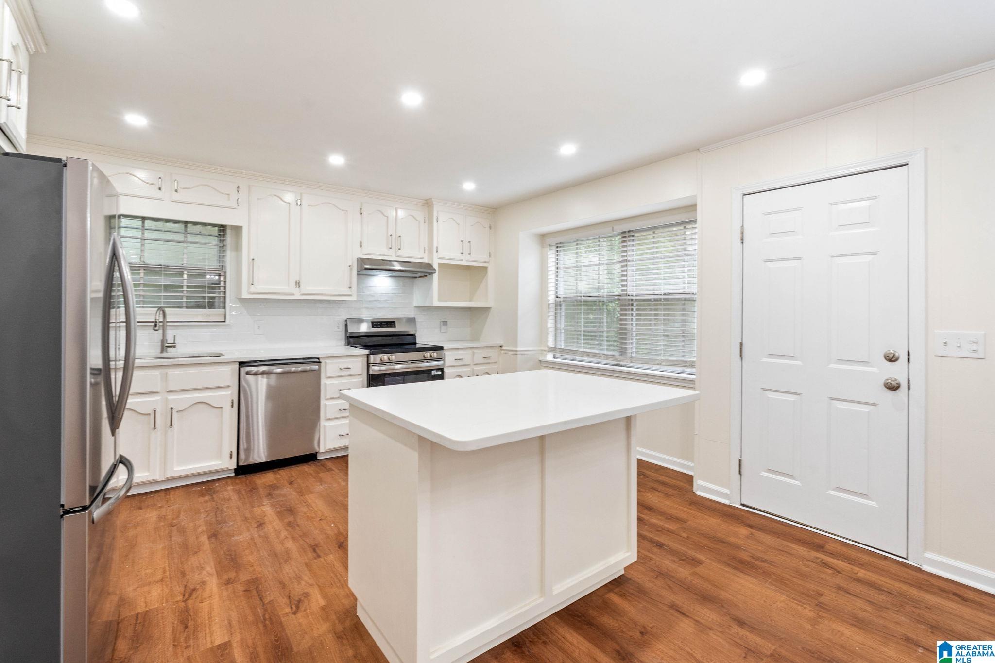 5th image of 1327 Ridgewood Dr, Moody, AL 35004 | MLS# 21460317