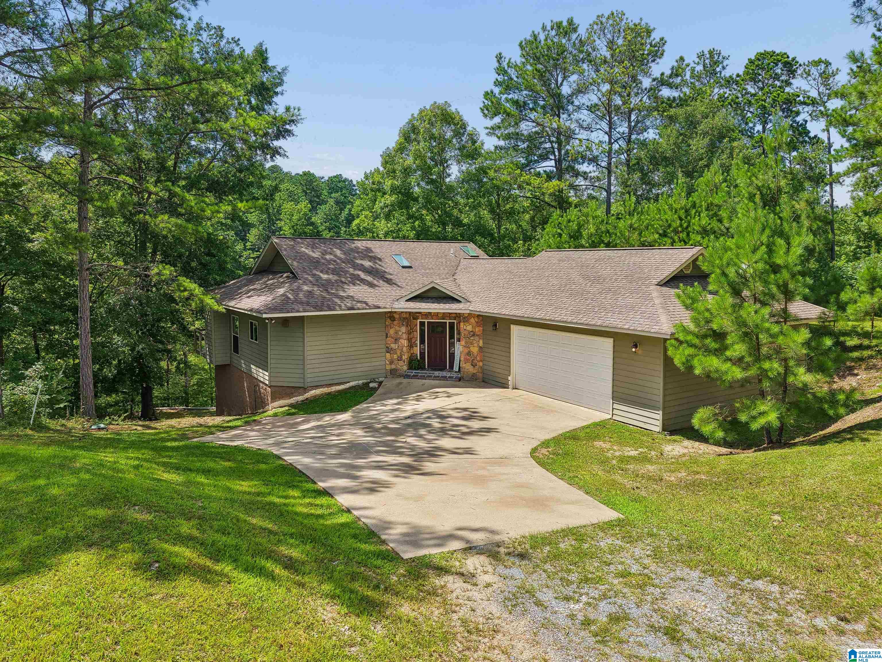 2nd image of 290 Paint Creek Overlook, Sylacauga, AL 35151 | MLS# 21460322
