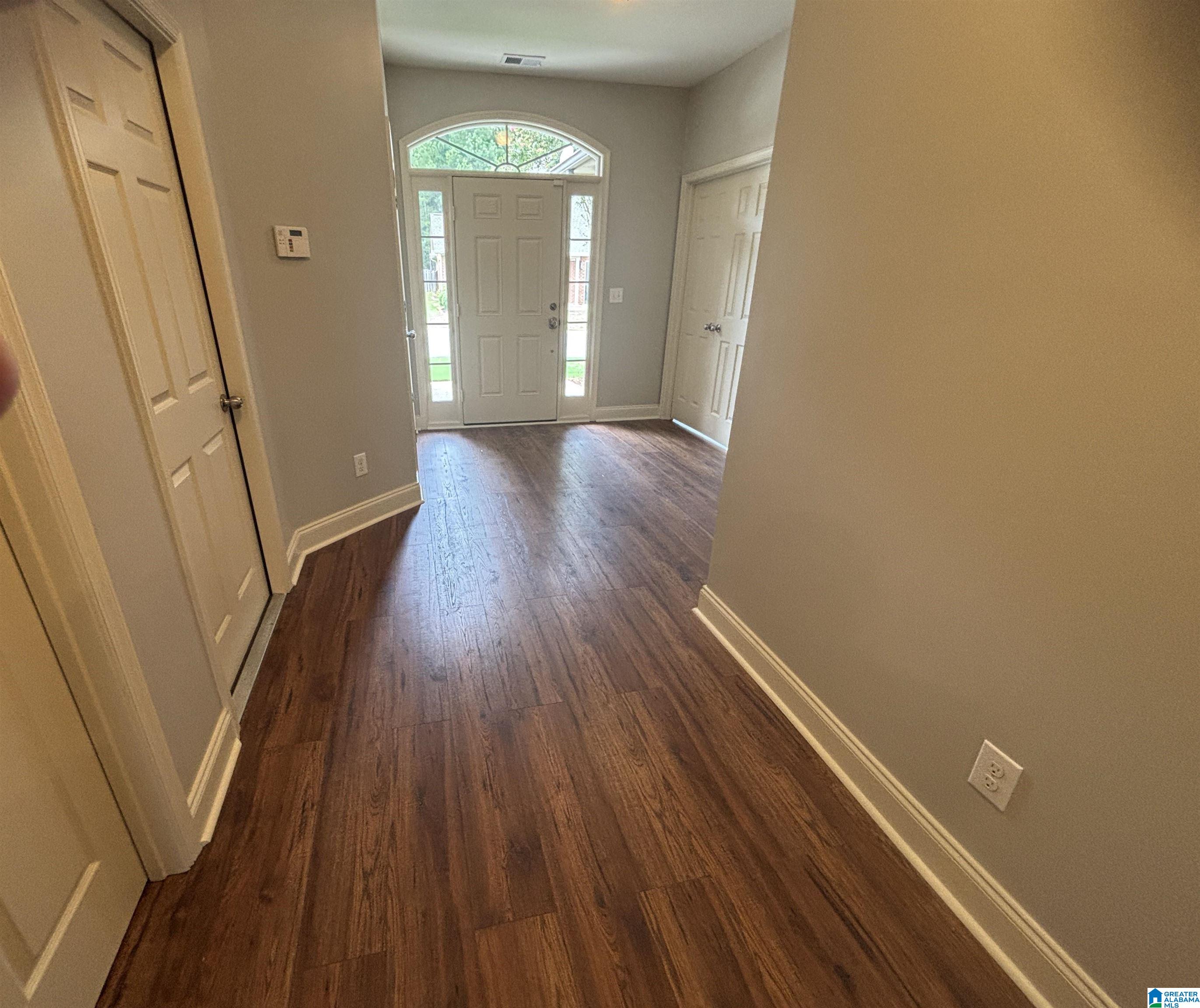 3rd image of 2037 Chelsea Park Bend, Chelsea, AL 35043 | MLS# 21460344