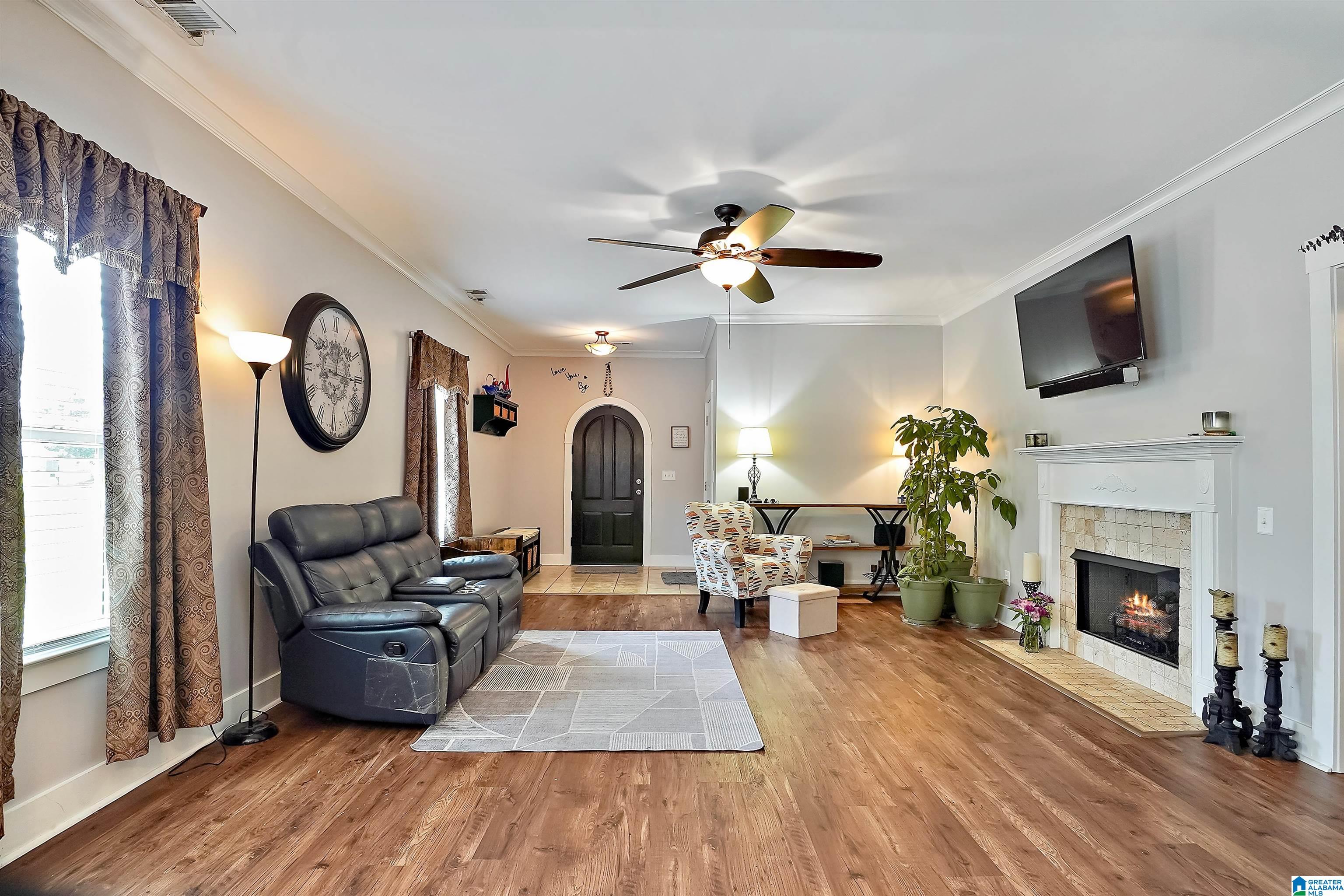 2nd image of 4846 Mountain Gap Dr, Bessemer, AL 35022 | MLS# 21460362