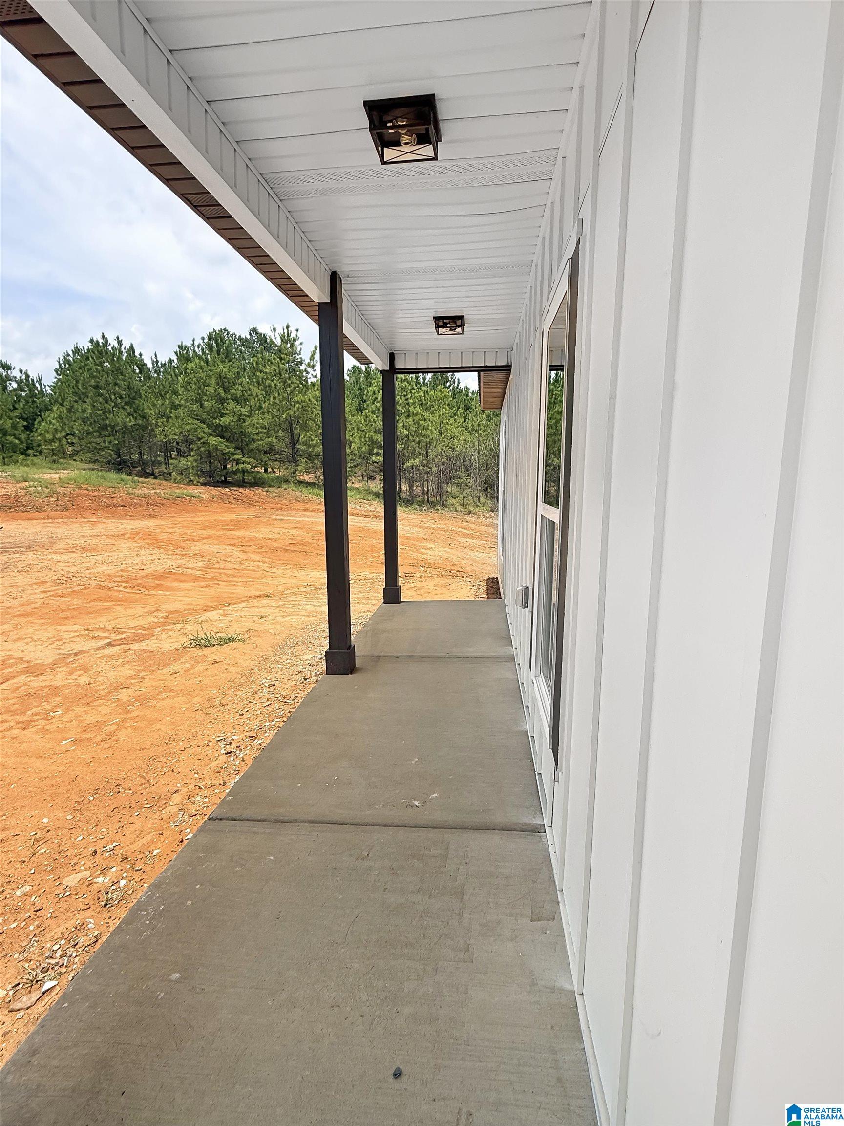 4th image of 301 Stormy Lane, West Blocton, AL 35184 | MLS# 21460395