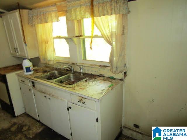 3rd image of 228 Kyser Avenue, Bessemer, AL 35020 | MLS# 21460411