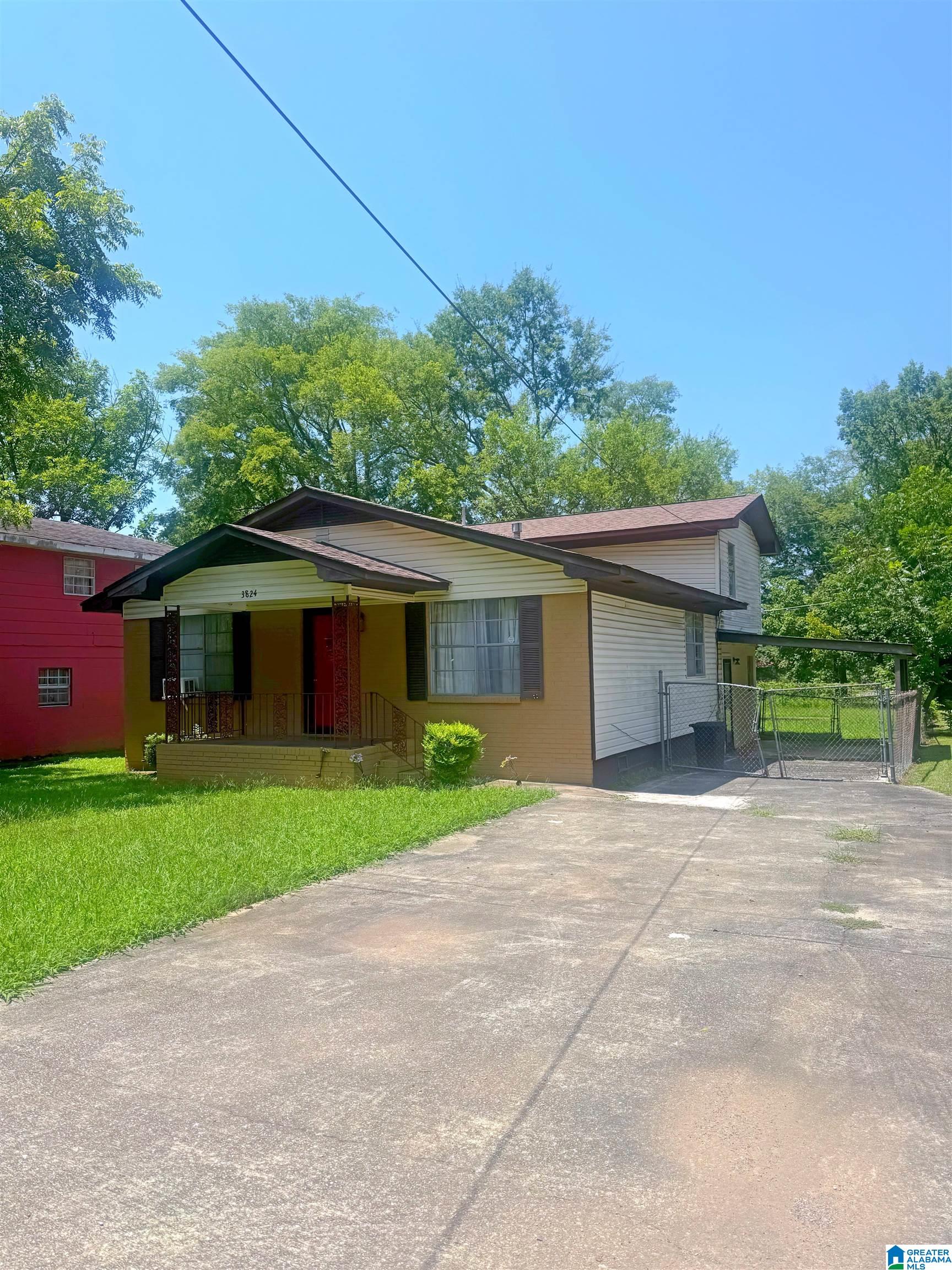 Photo 1 of Single family home for sale at 3824 Ellis Ave SW, Birmingham, AL 35221 | MLS# 21460417 | Listing updated on 2026-07-29