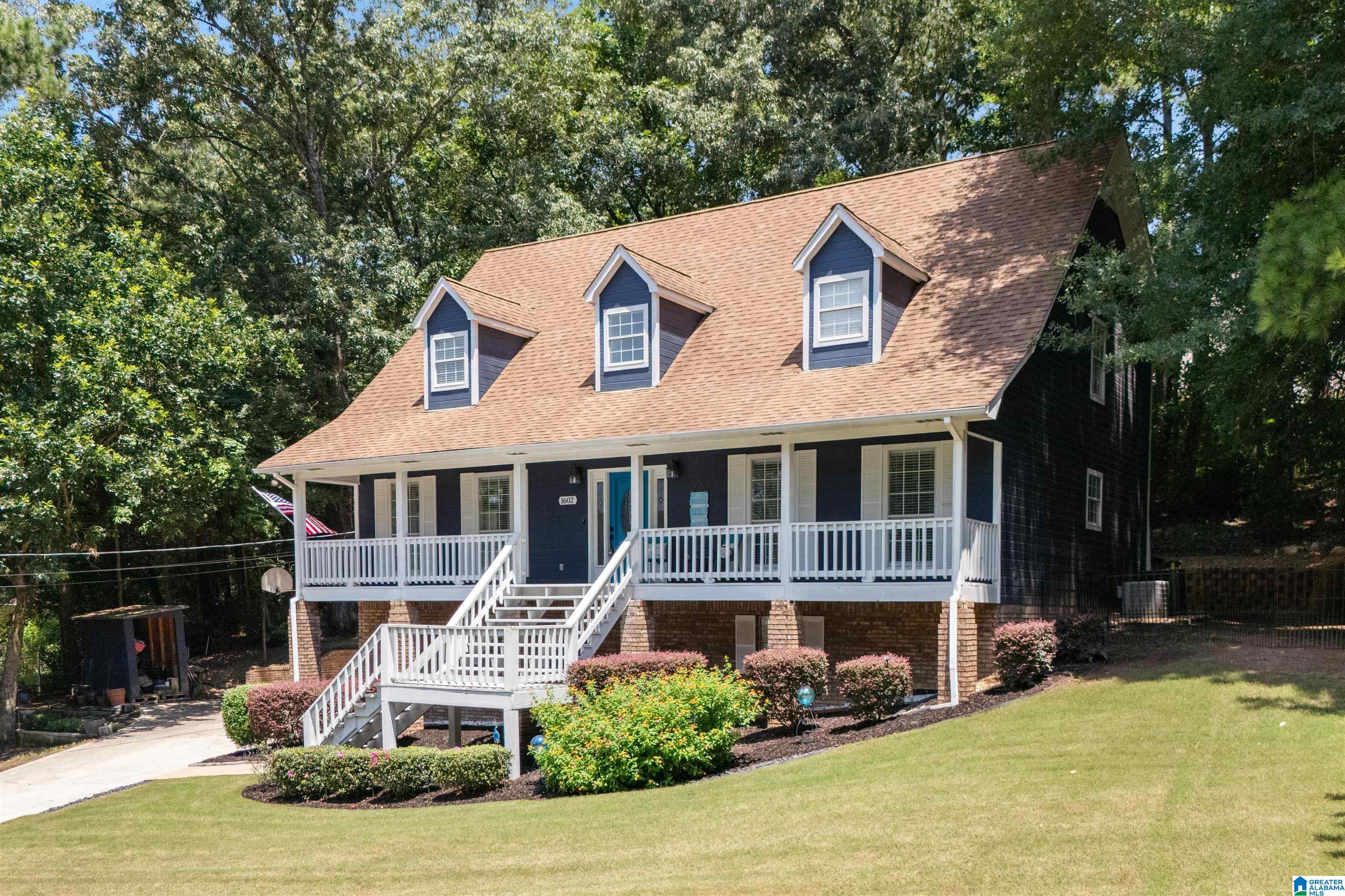 2nd image of 1602 Paddock Lane, Helena, AL 35080 | MLS# 21460431