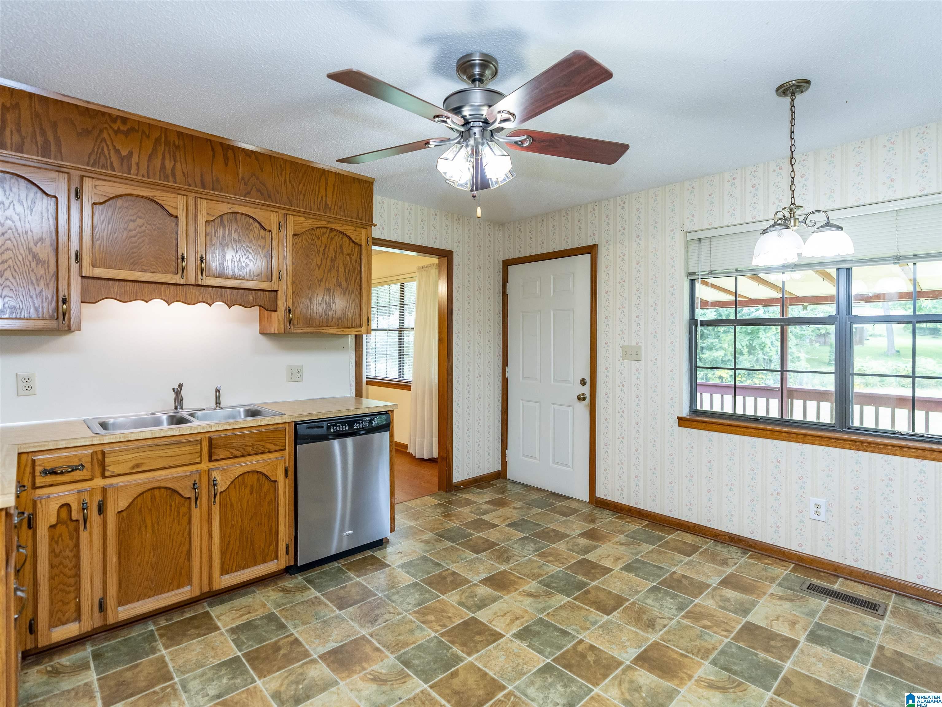 Photo 3 of Single family home for sale at 226 Highland Dr, Bessemer, AL 35023 | MLS# 21460435 | Listing updated on 2026-08-17