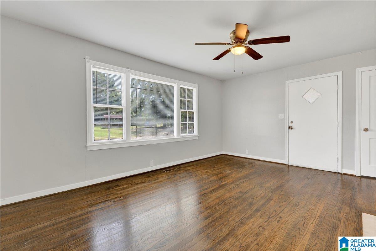 Photo 3 of Single family home for sale at 560 19th Street Sw, Birmingham, AL 35211 | MLS# 21460463 | Listing updated on 2026-09-08
