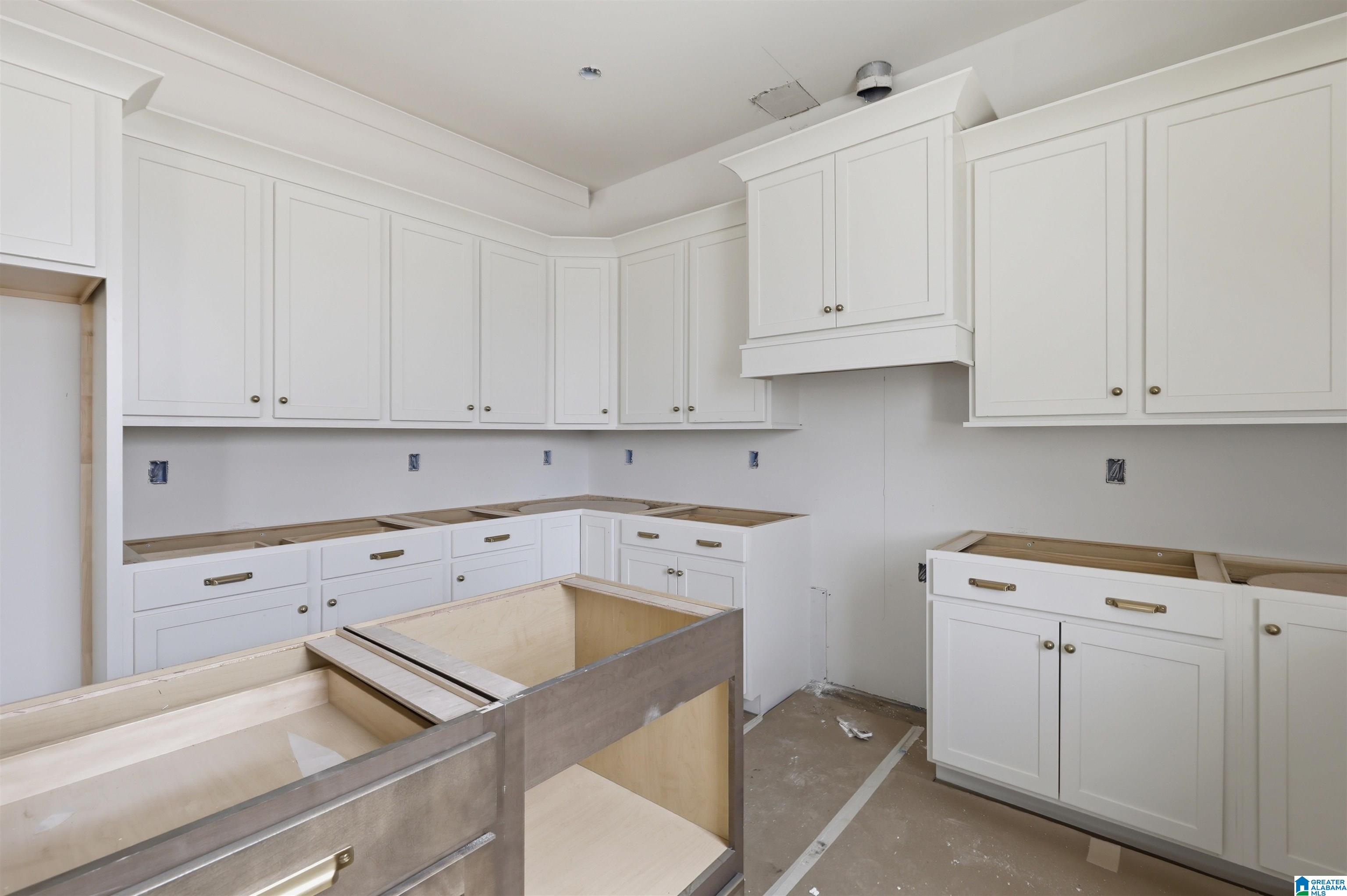 3rd image of 205 Tumbleweed Dr, Guntersville, AL 35976 | MLS# 21460470