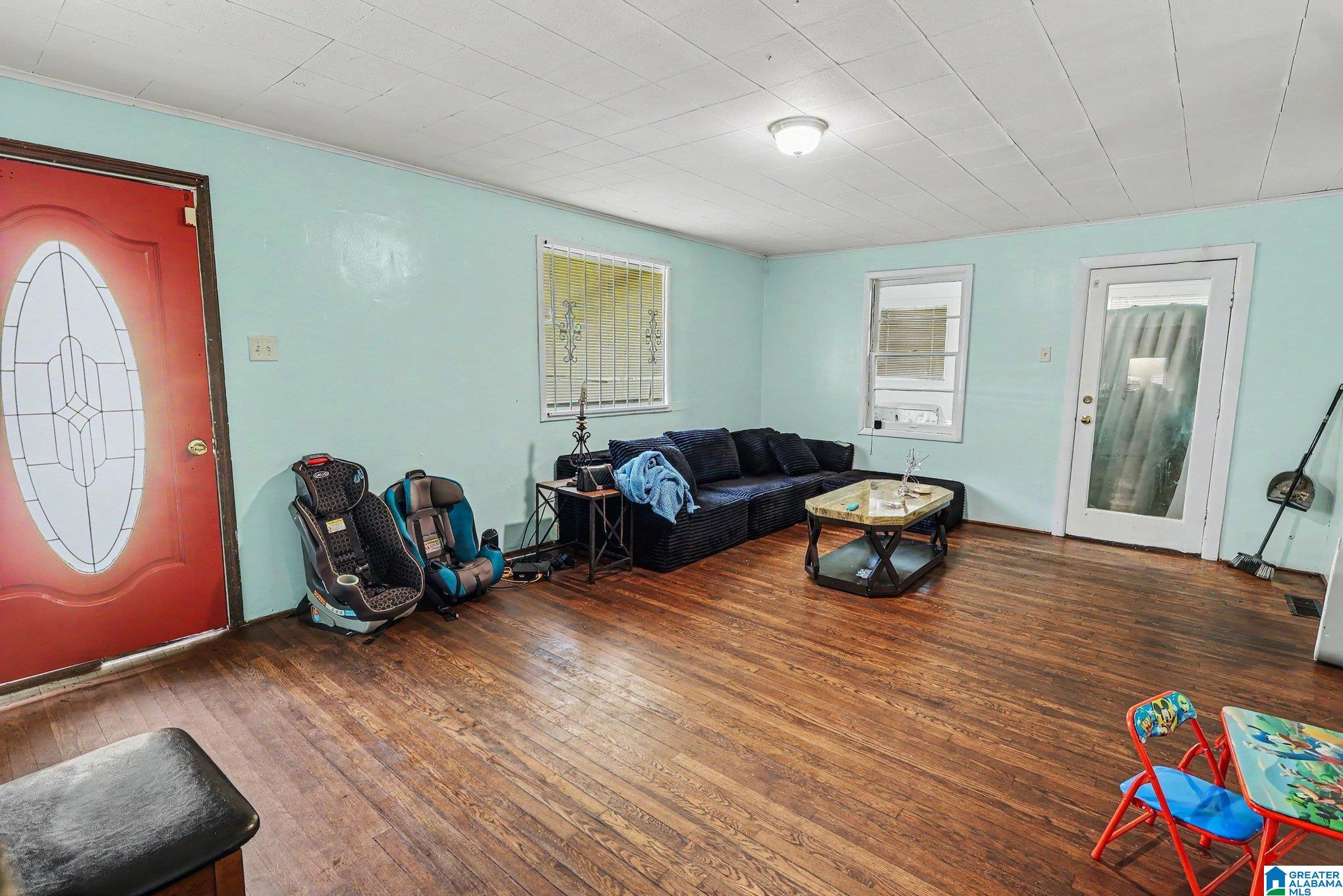 Photo 2 of Single family home for sale at 1120 Oak St, Birmingham, AL 35228 | MLS# 21460479 | Listing updated on 2026-07-31