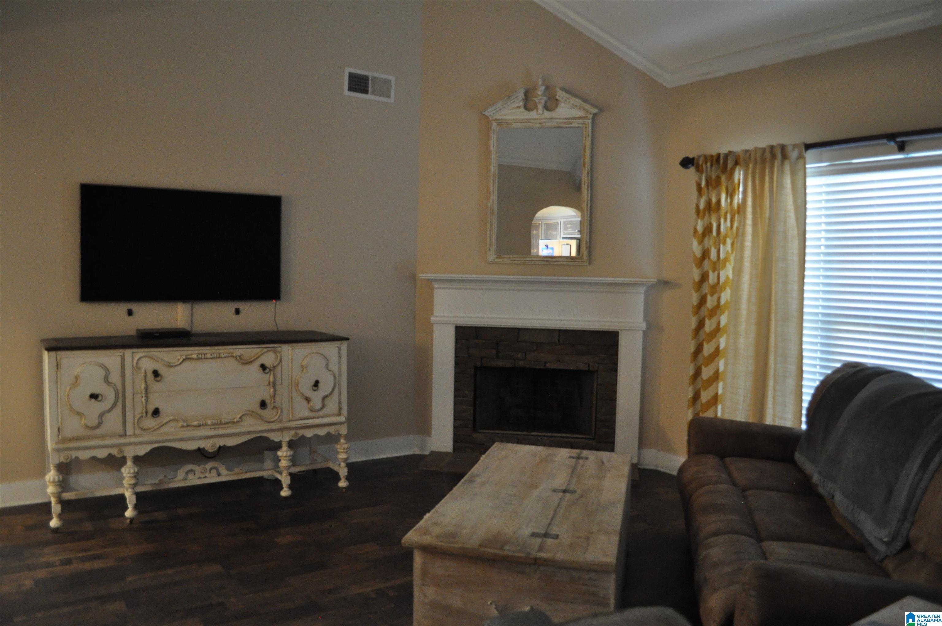 4th image of 1052 Emerald Ridge Dr, Calera, AL 35040 | MLS# 21460496