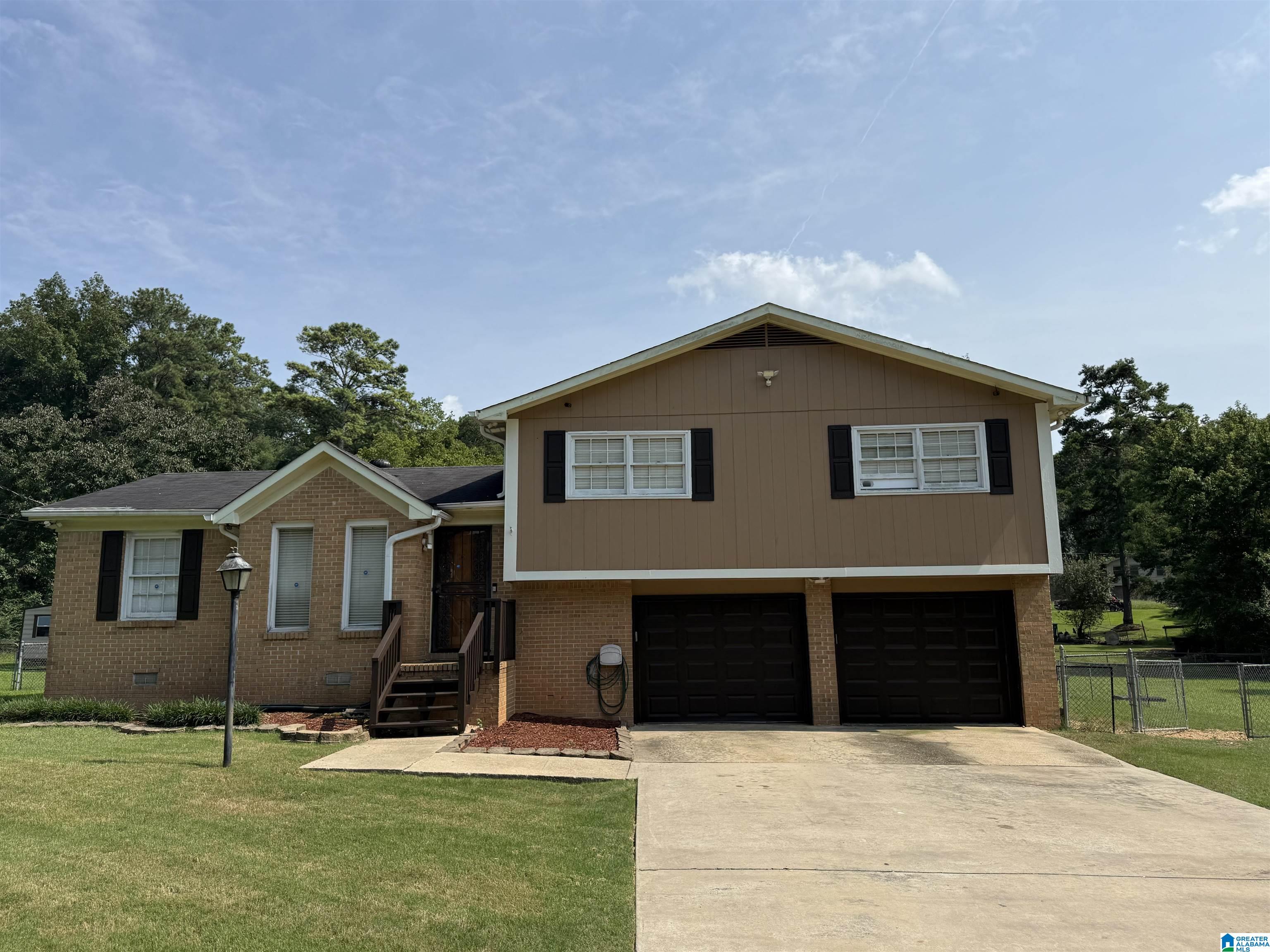 image of 537 16th Avenue Nw, Center Point, AL 35215 | MLS# 21460520