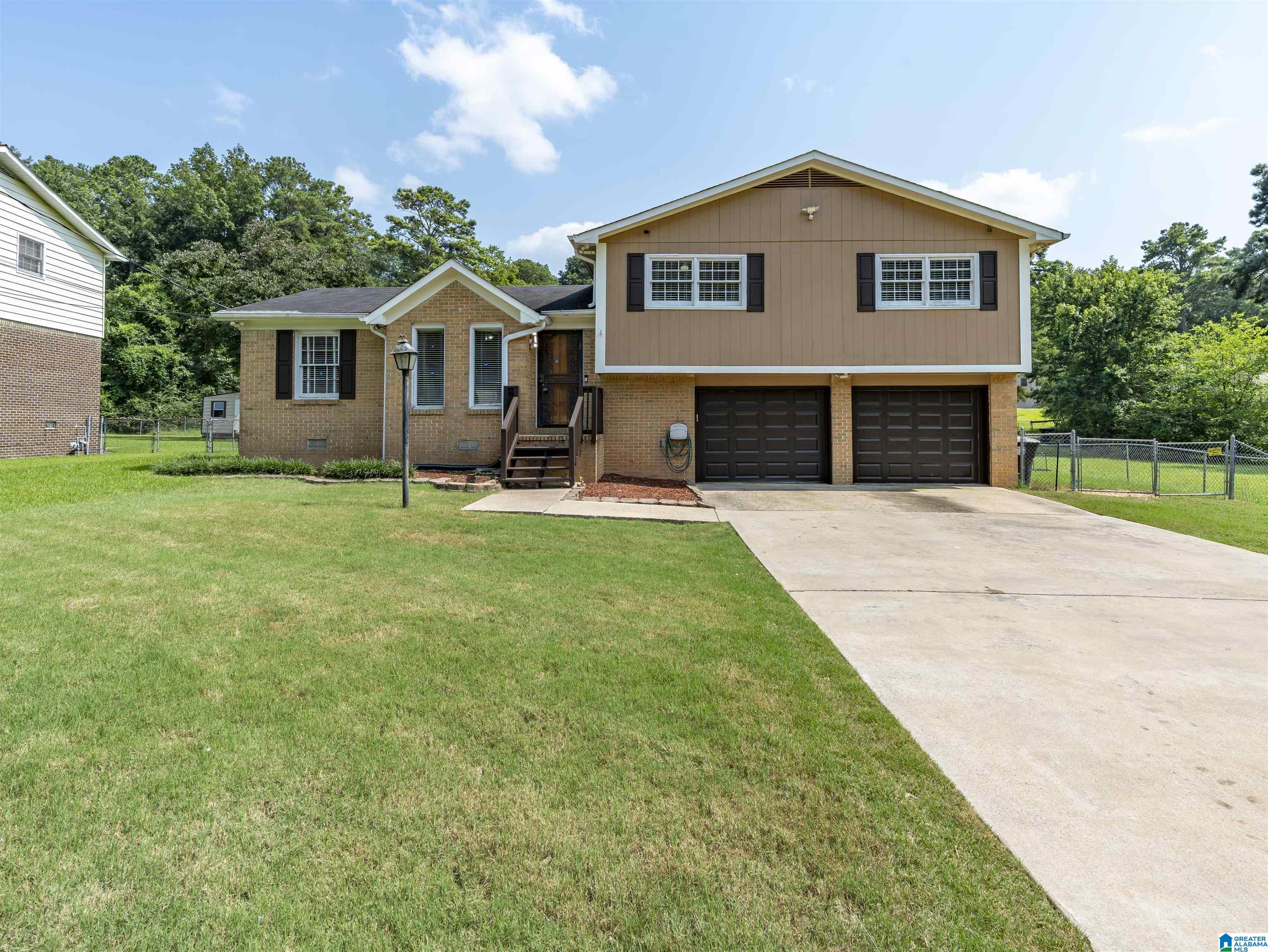 image of 537 16th Avenue Nw, Center Point, AL 35215 | MLS# 21460520