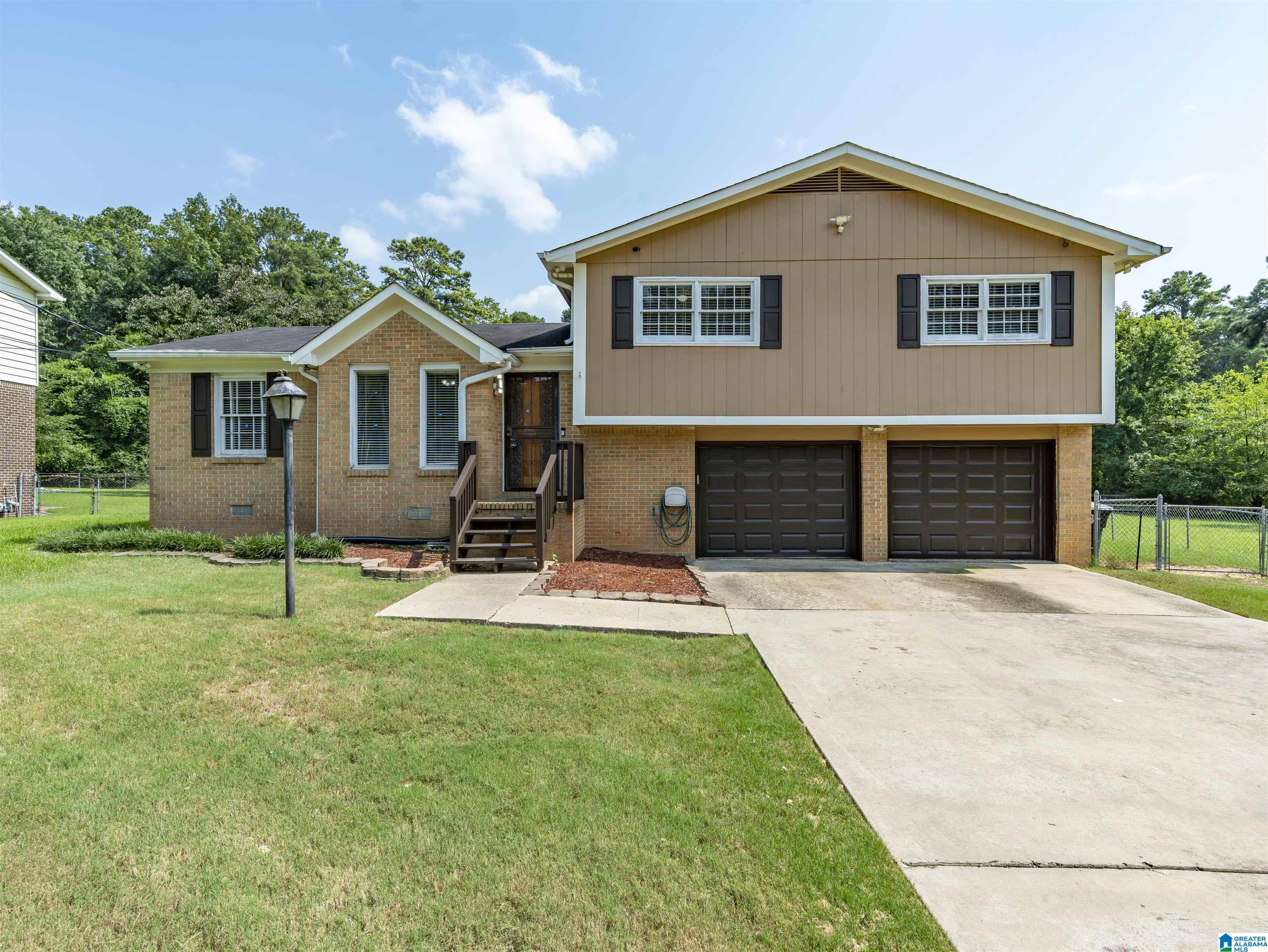 image of 537 16th Avenue Nw, Center Point, AL 35215 | MLS# 21460520