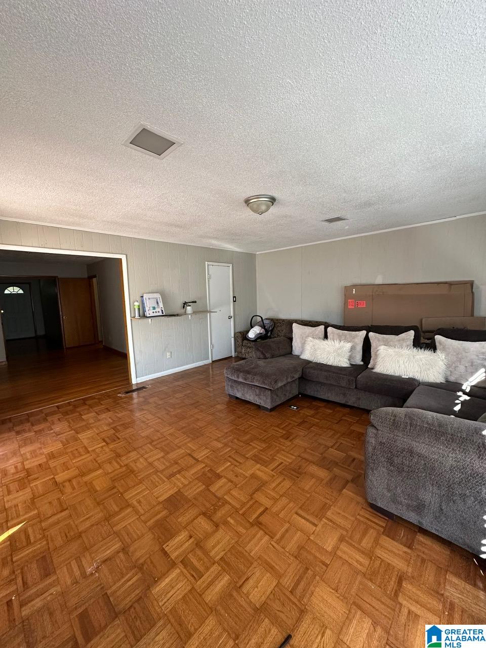 3rd image of 3037 Wenonah Road, Birmingham, AL 35211 | MLS# 21460526