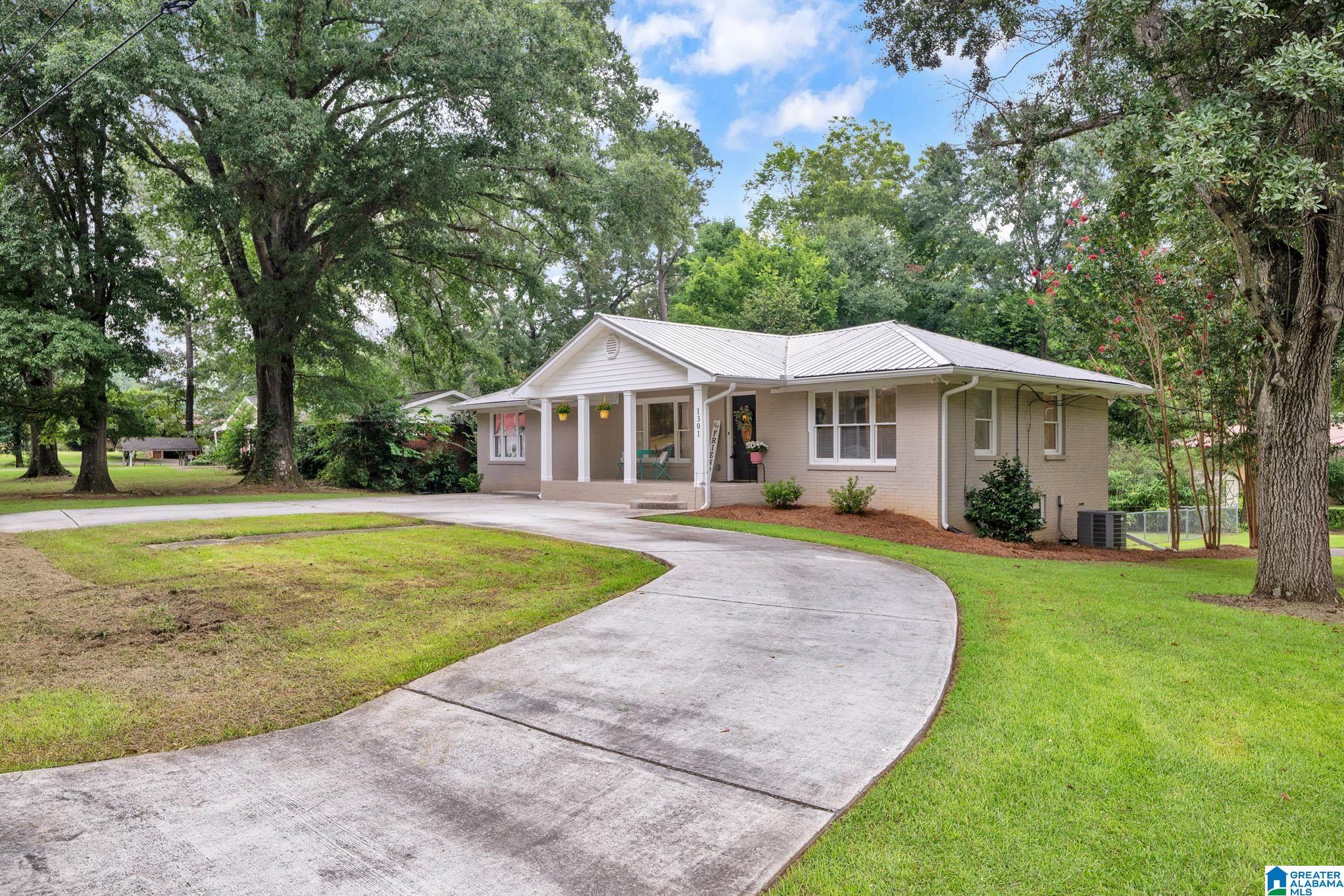 4th image of 1301 Colonial Avenue, Gardendale, AL 35071 | MLS# 21460537