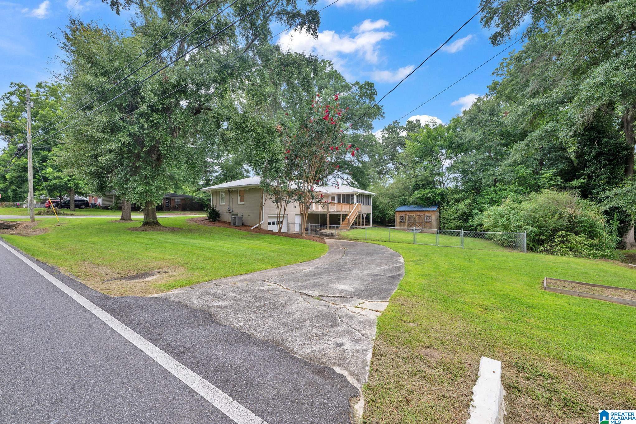 5th image of 1301 Colonial Avenue, Gardendale, AL 35071 | MLS# 21460537