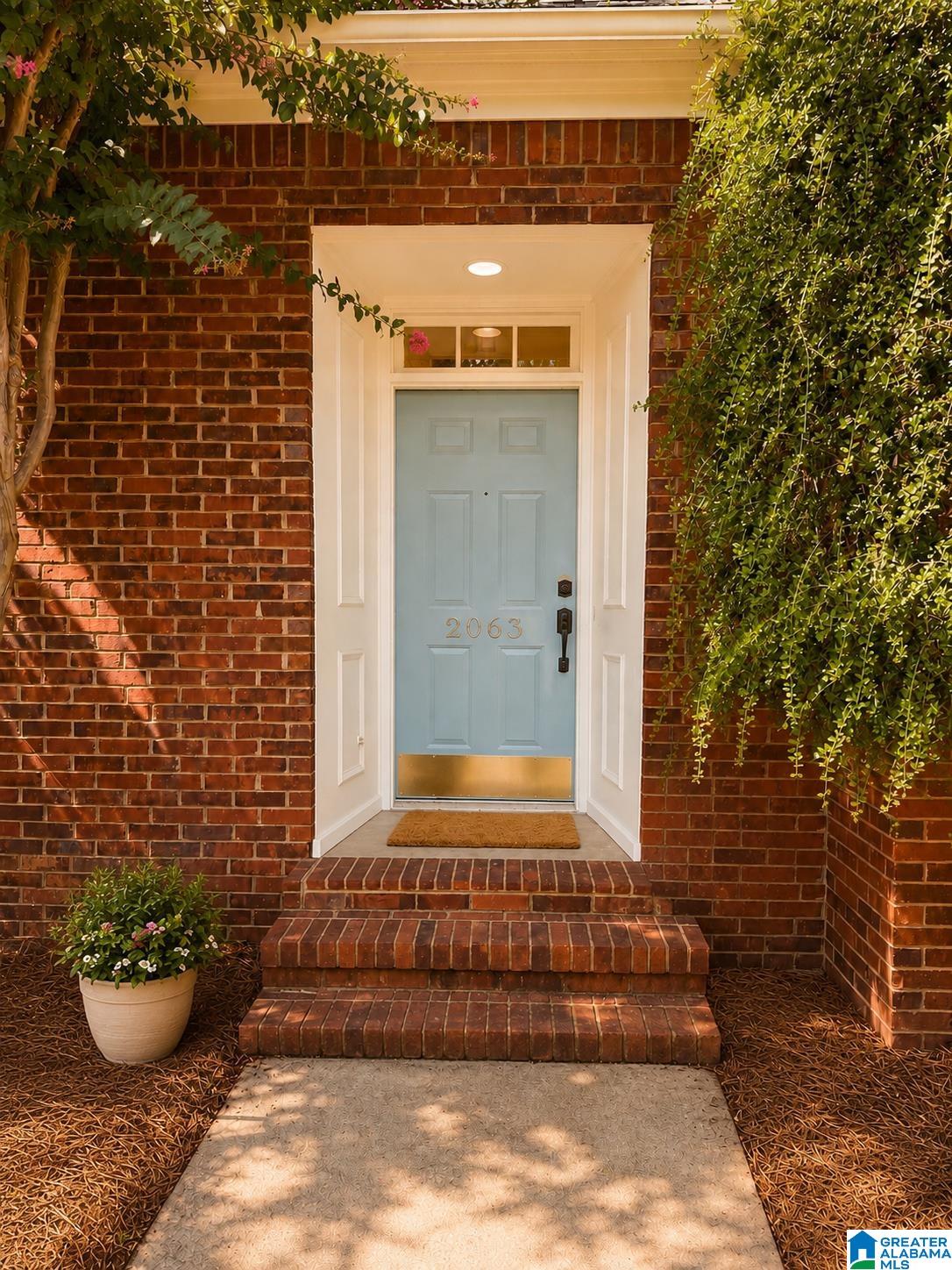 2nd image of 2063 Stone Brook Dr, Birmingham, AL 35242 | MLS# 21460564