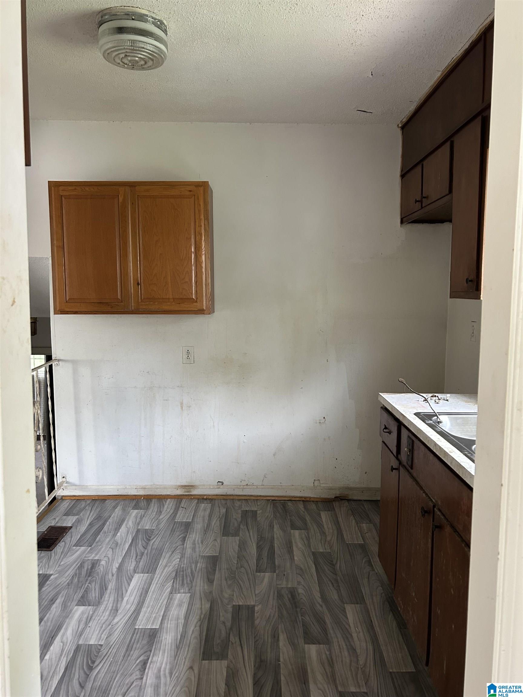 Photo 4 of Single family home for sale at 5316 Ter J, Birmingham, AL 35208 | MLS# 21460587 | Listing updated on 2026-07-30
