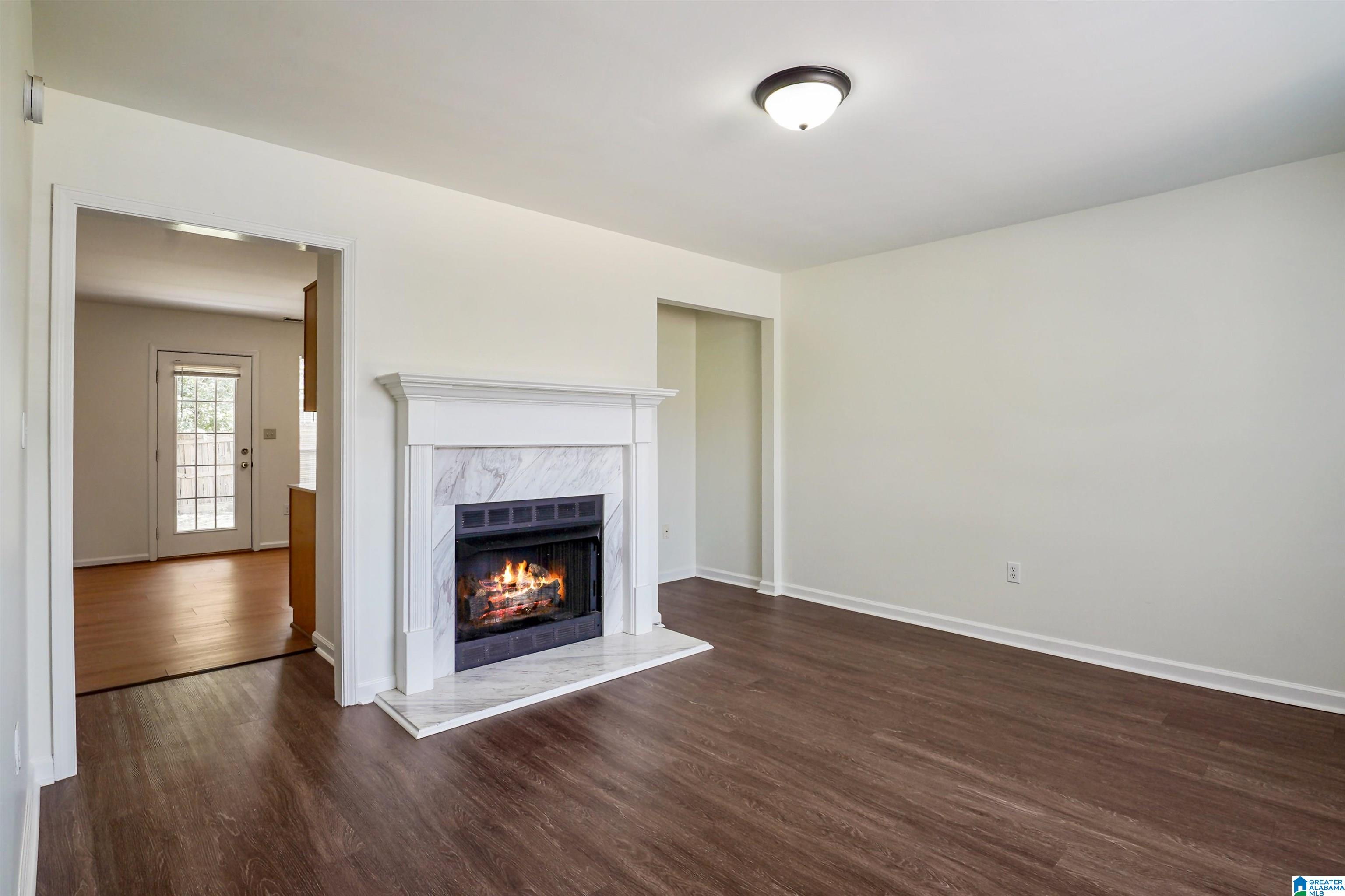 4th image of 352 Rocky Ridge Circle, Helena, AL 35080 | MLS# 21460604