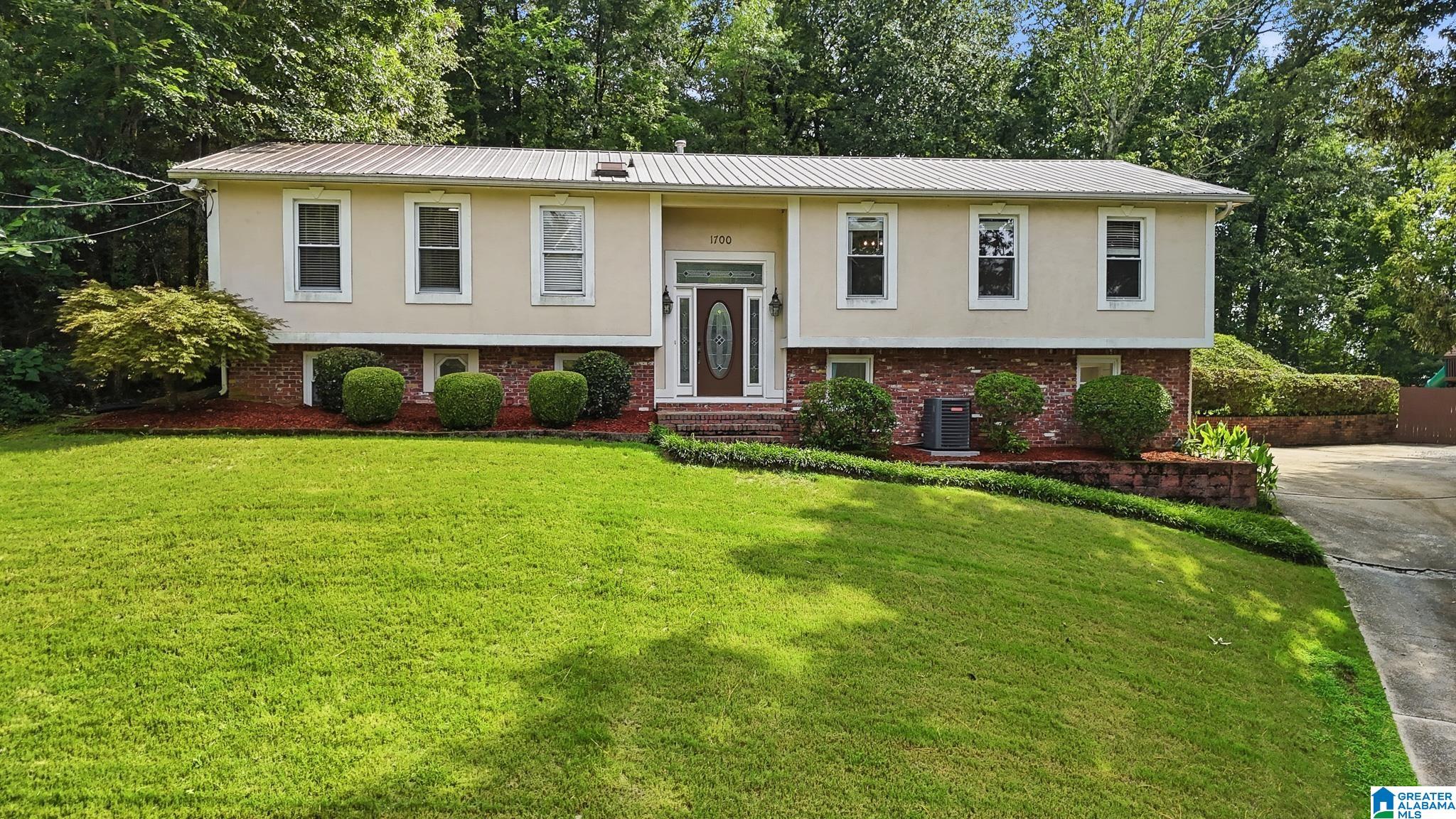 1st image of 1700 Woodview Circle, Pelham, AL 35124 | MLS# 21460605