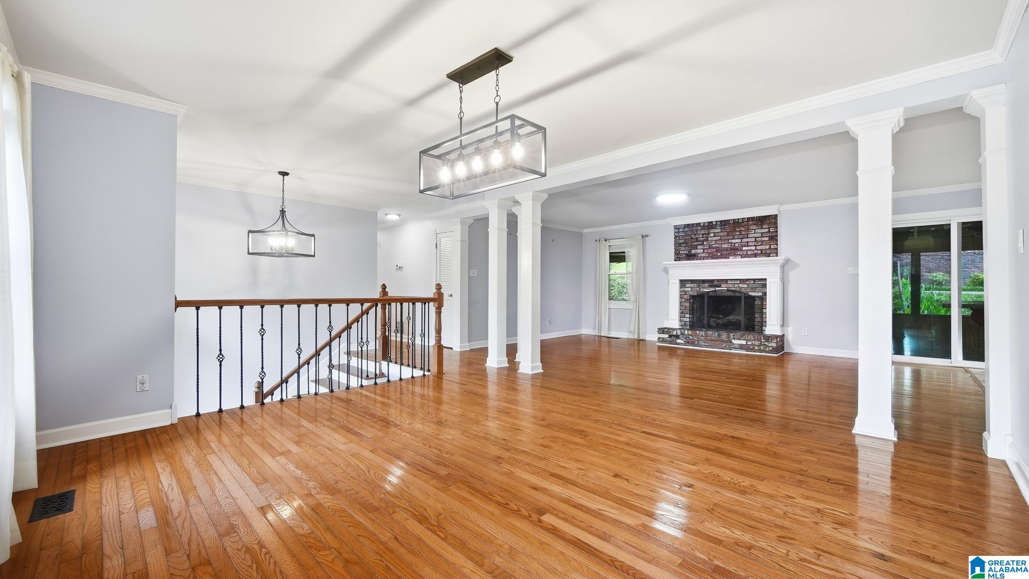 5th image of 1700 Woodview Circle, Pelham, AL 35124 | MLS# 21460605