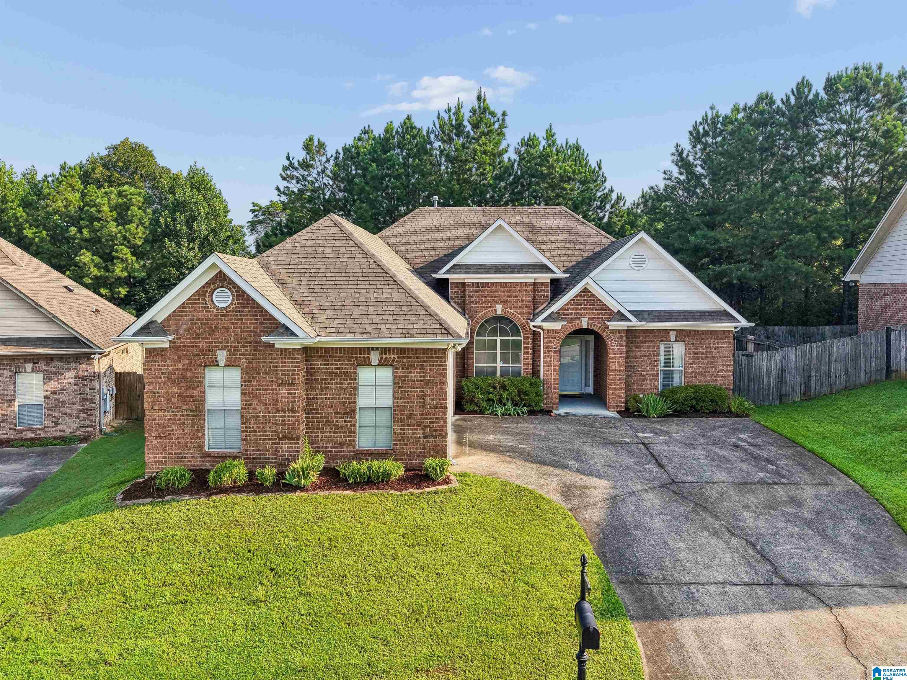 1st image of 2934 Summit Dr, Fultondale, AL 35068 | MLS# 21460607