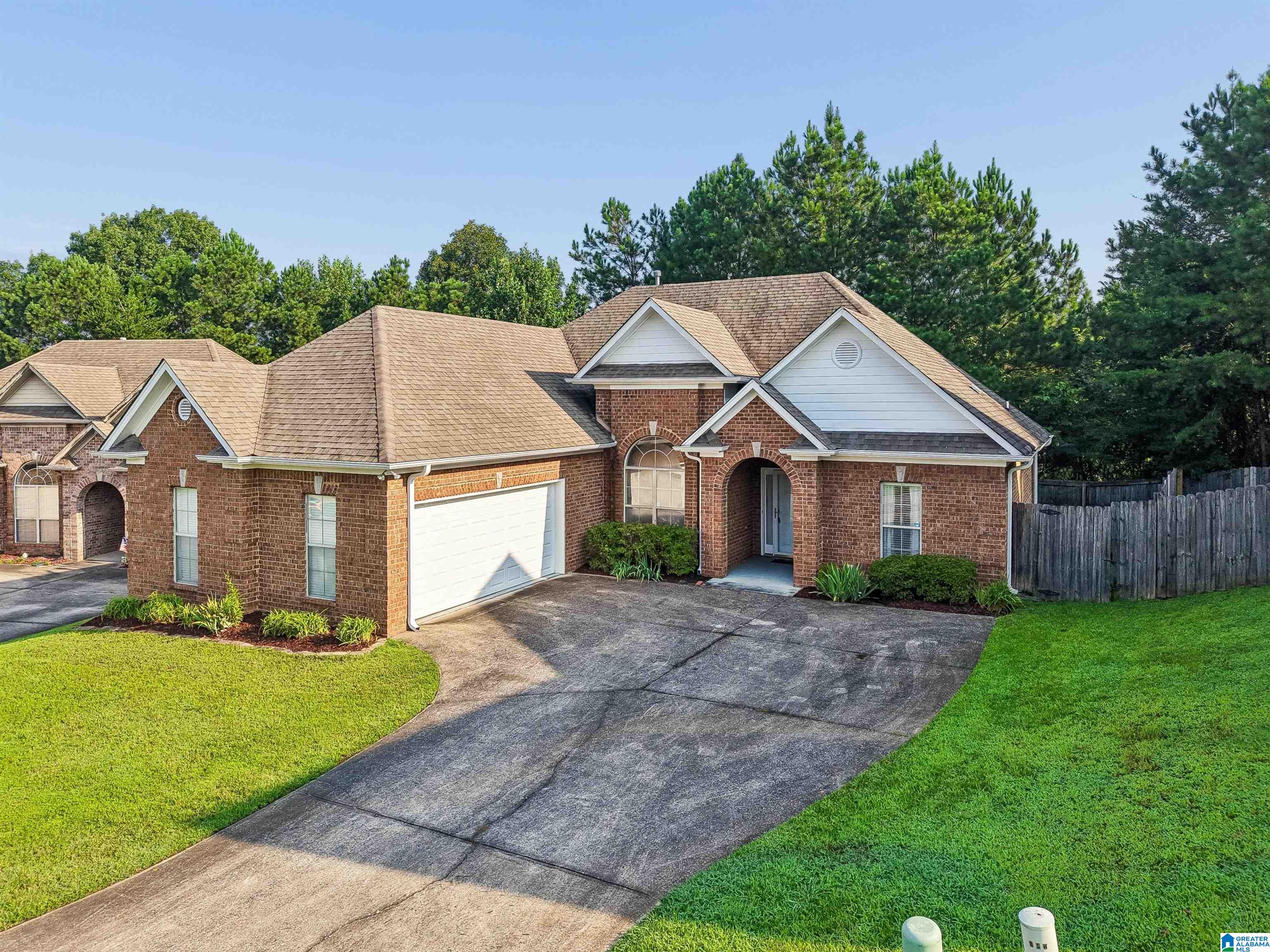 2nd image of 2934 Summit Dr, Fultondale, AL 35068 | MLS# 21460607