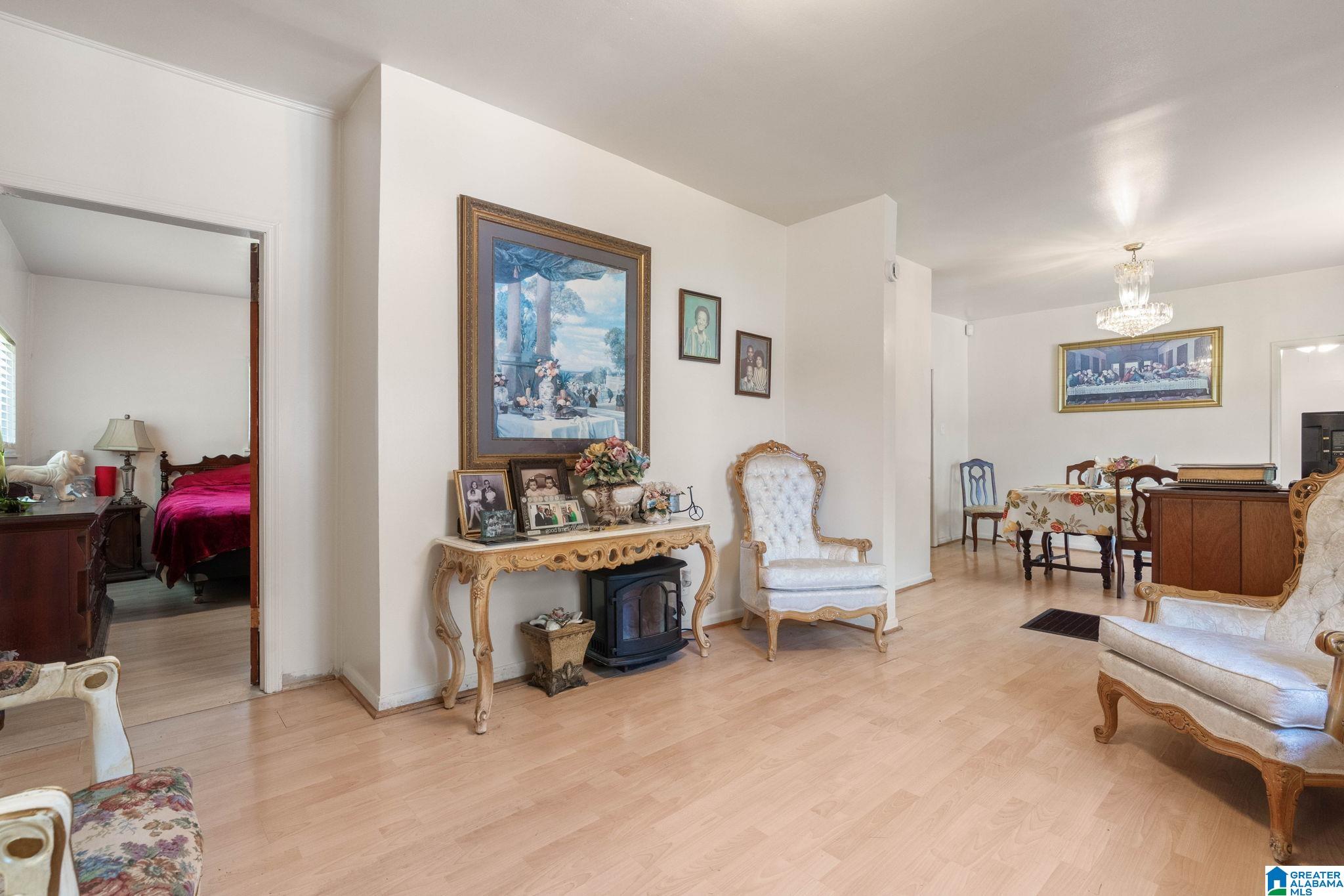 2nd image of 5607 Avenue E, Fairfield, AL 35064 | MLS# 21460644