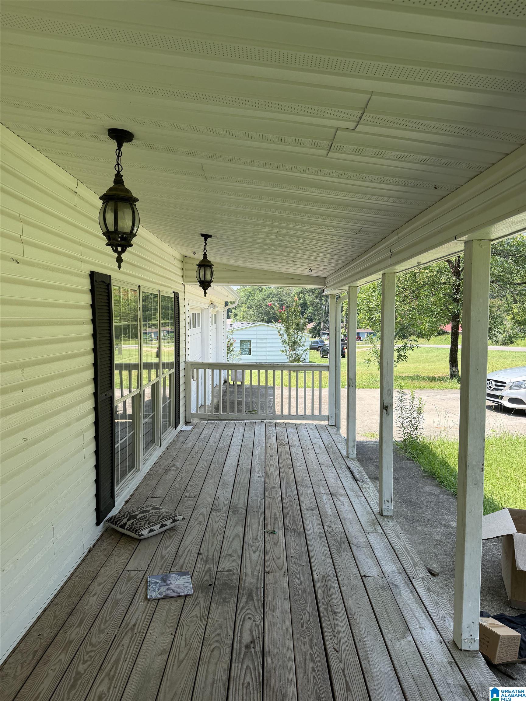 11th image of 215 Tidwell Dr, Oneonta, AL 35121 | MLS# 21460647