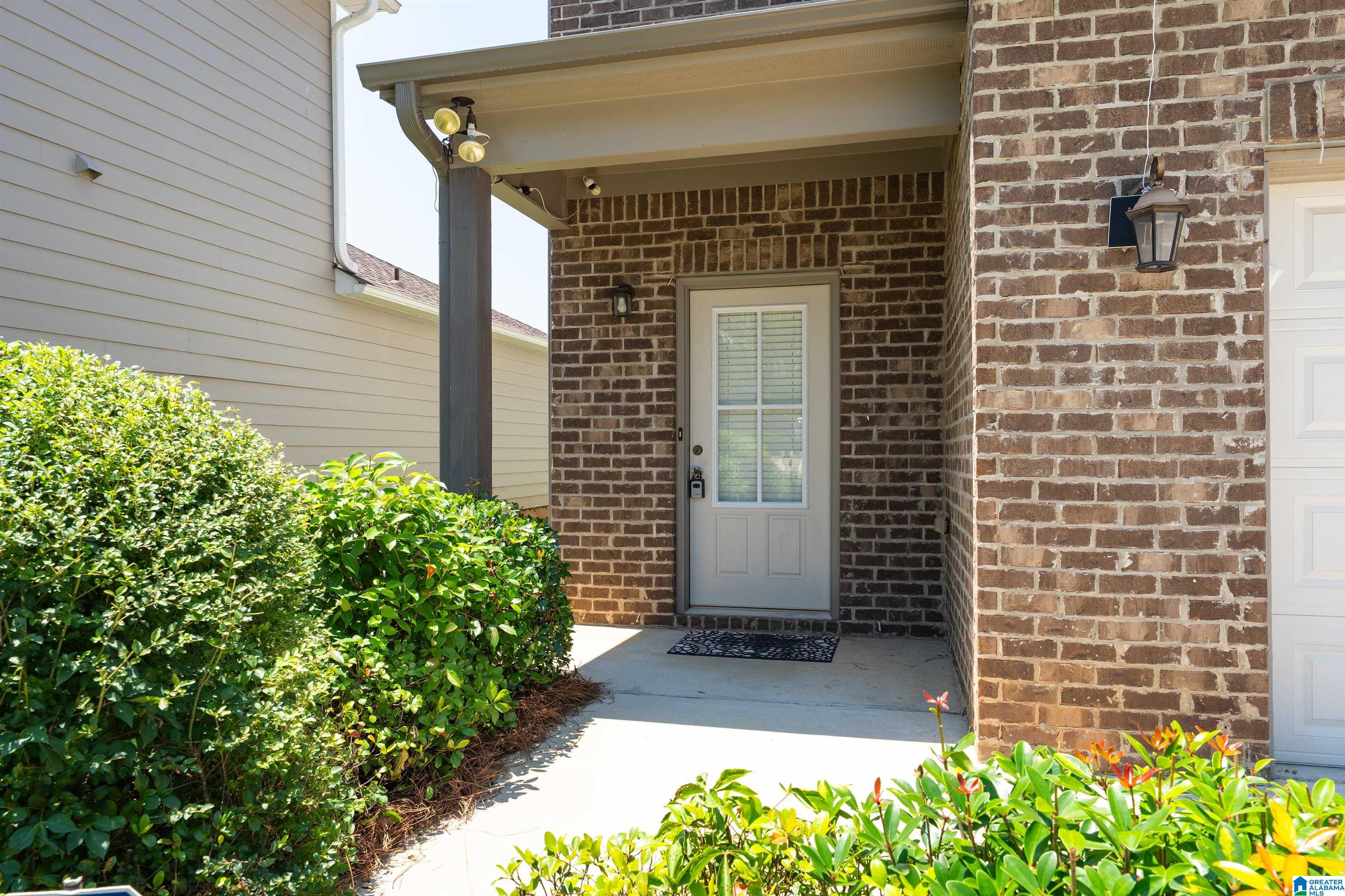Photo 4 of Single family home for sale at 576 Union Sta Pl, Calera, AL 35040 | MLS# 21460650 | Listing updated on 2026-08-31