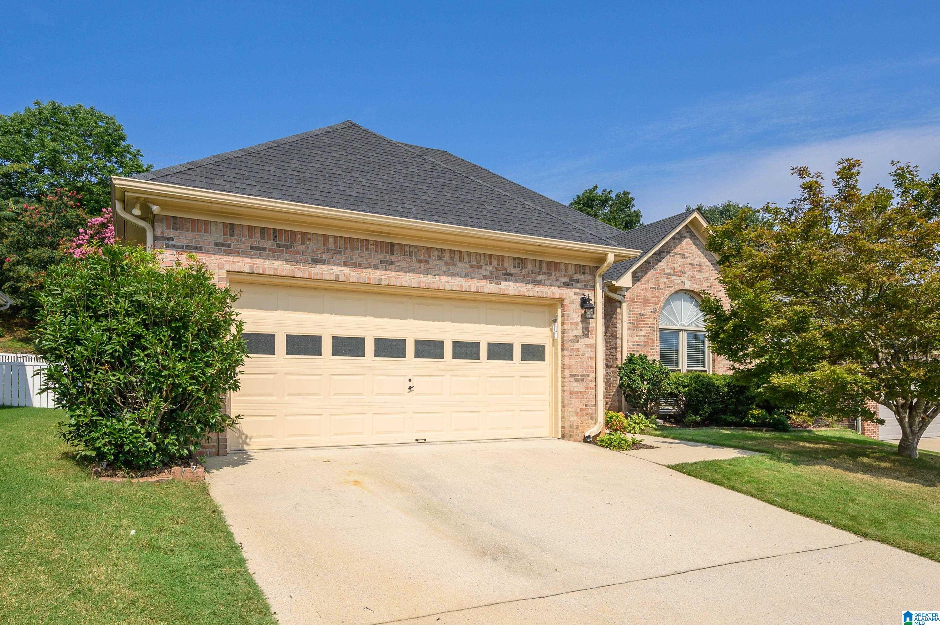 2nd image of 215 Beaver Crest, Pelham, AL 35124 | MLS# 21460677