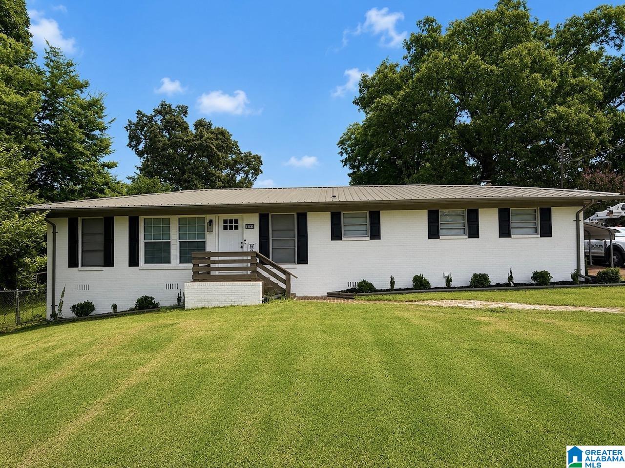 3rd image of 2601 Ridgewood Road, Fultondale, AL 35068 | MLS# 21460689