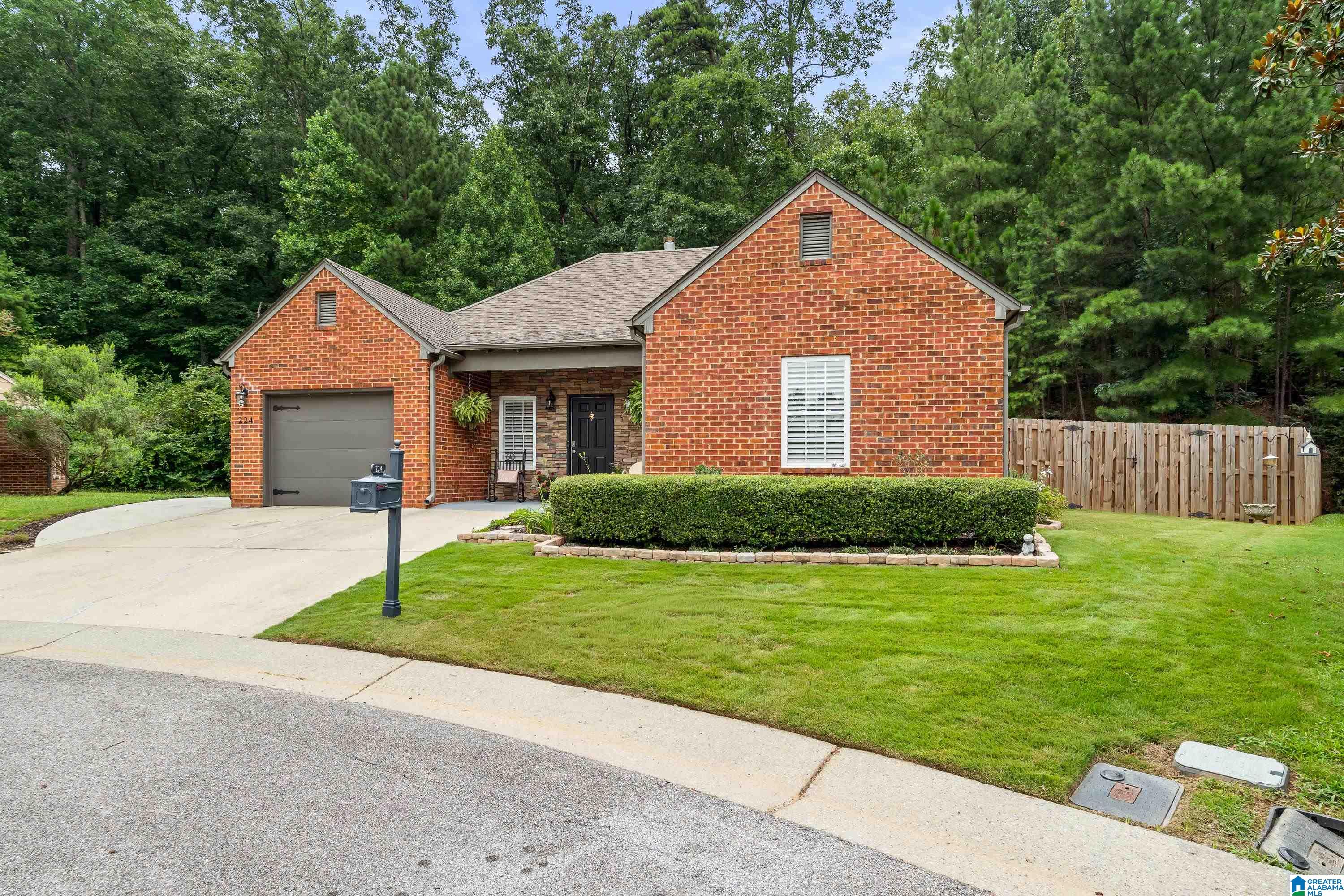 2nd image of 224 Chesser Way, Chelsea, AL 35043 | MLS# 21460691
