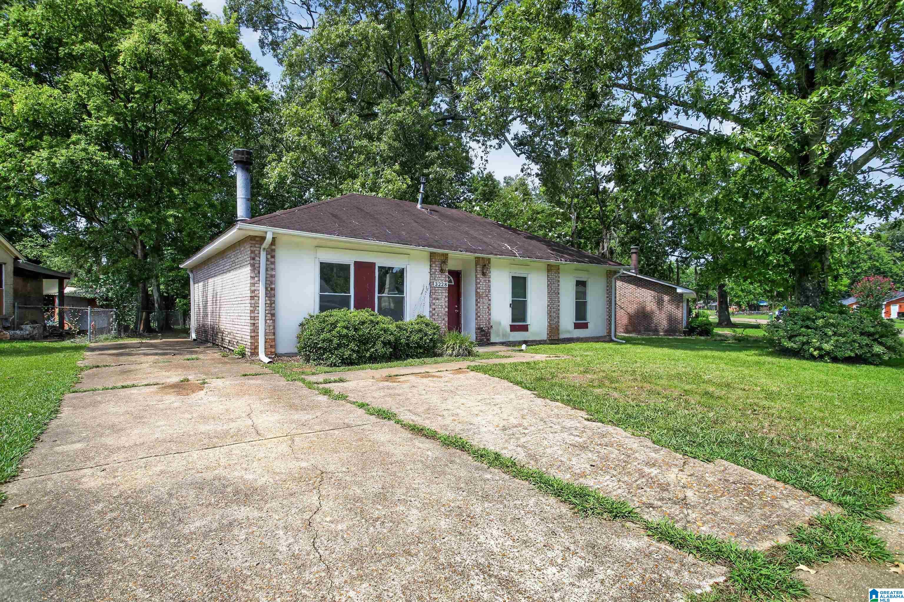 Photo 3 of Single family home for sale at 3228 Capwood Curv, Montgomery, AL 36116 | MLS# 21460699 | Listing updated on 2026-09-10