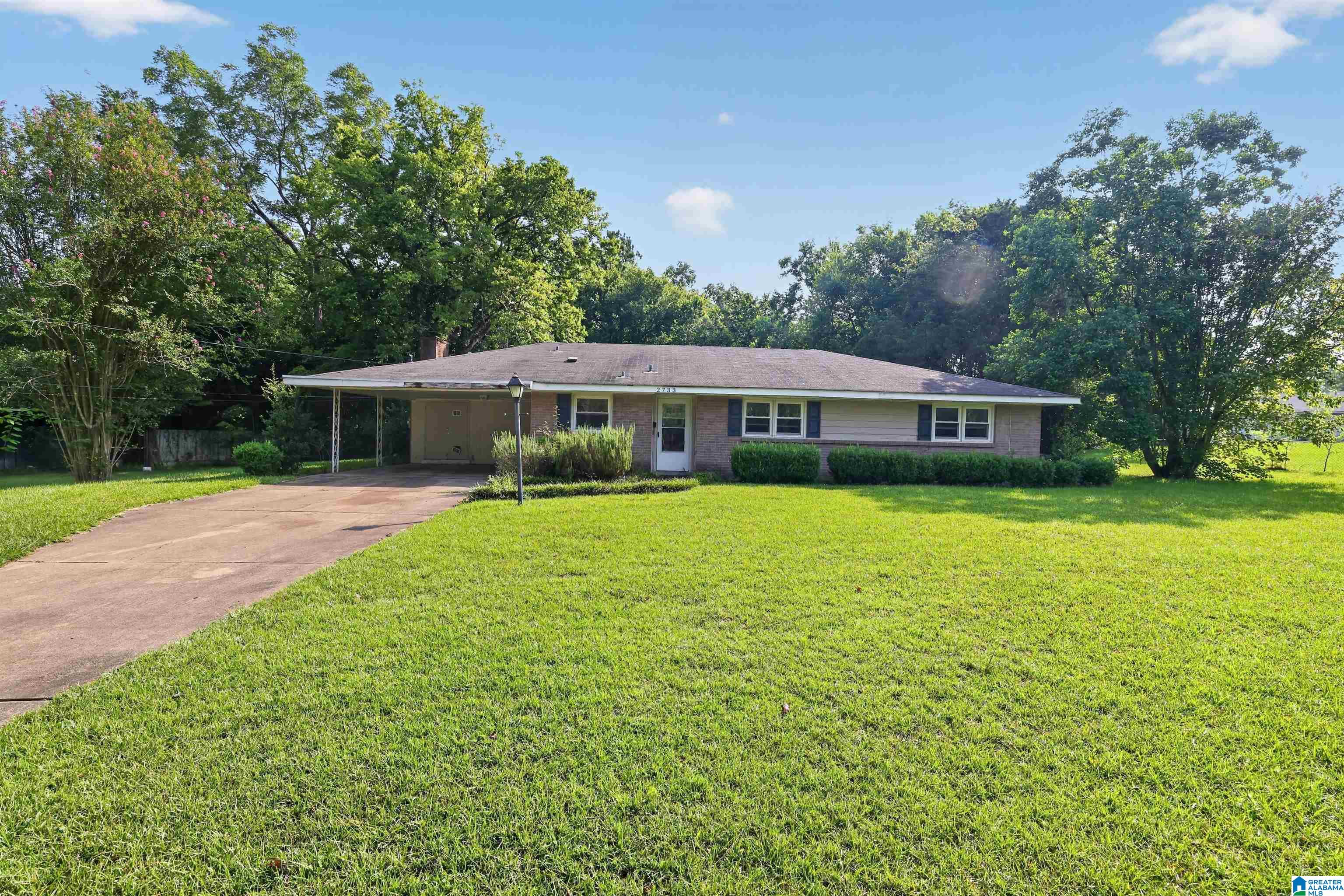 Photo 4 of Single family home for sale at 2733 Hermitage Dr, Montgomery, AL 36111 | MLS# 21460709 | Listing updated on 2026-09-10